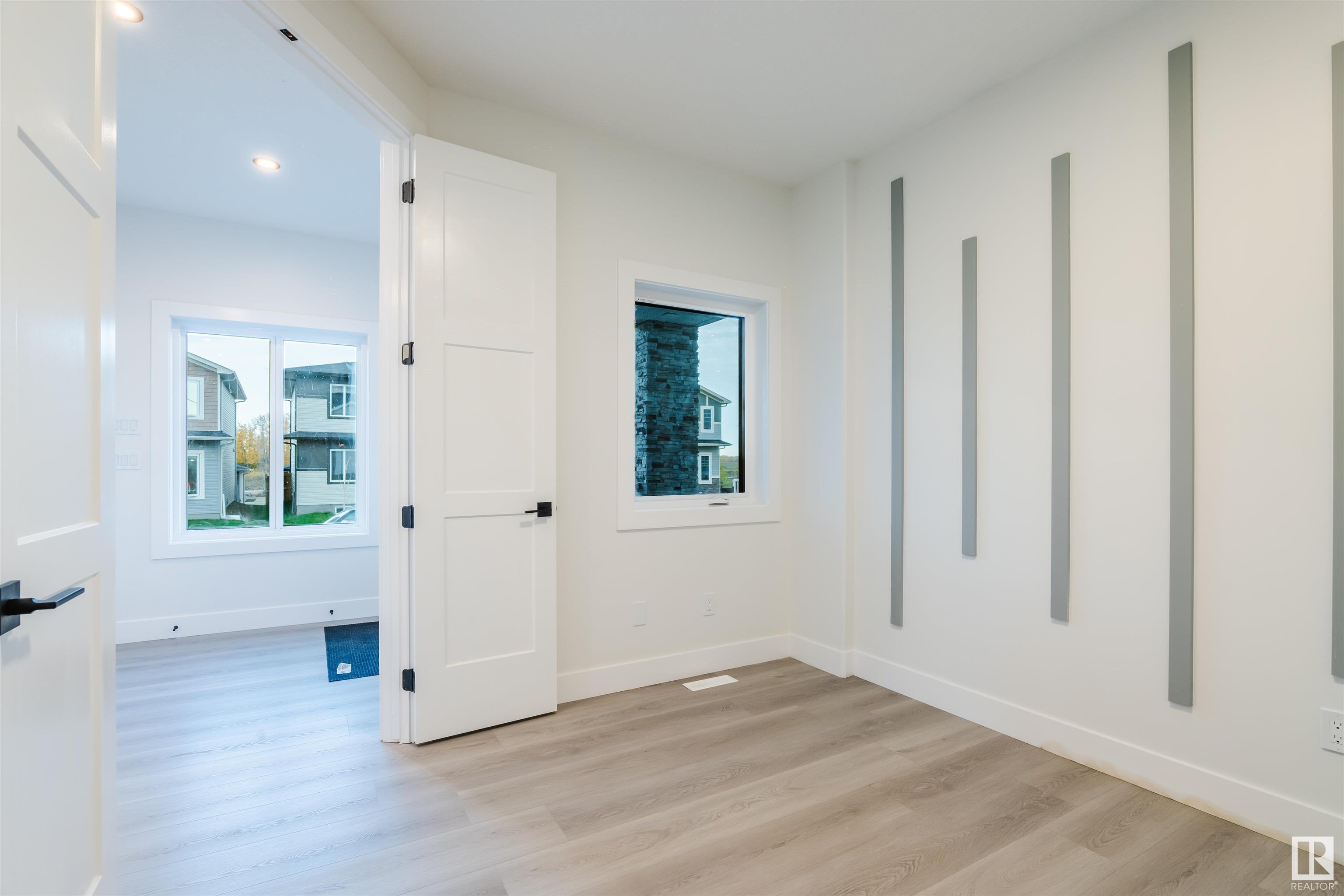     54 PRESCOTT BV , Spruce Grove,  ,T7X 2W8 ;  Listing Number: MLS E4419500
