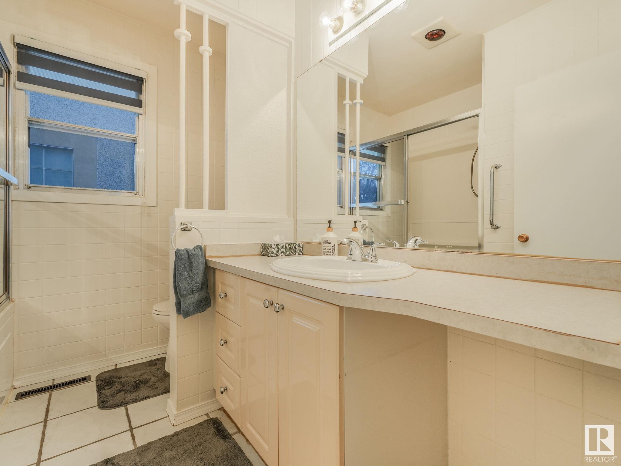      9314 120 AV NW , Edmonton,  ,T5G 0K6 ;  Listing Number: MLS E4419511