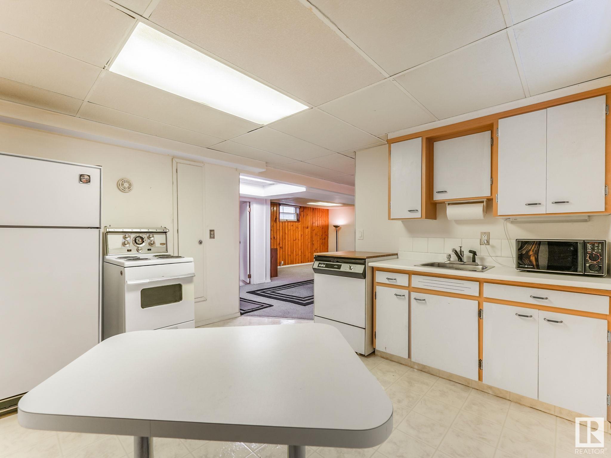      9314 120 AV NW , Edmonton,  ,T5G 0K6 ;  Listing Number: MLS E4419511