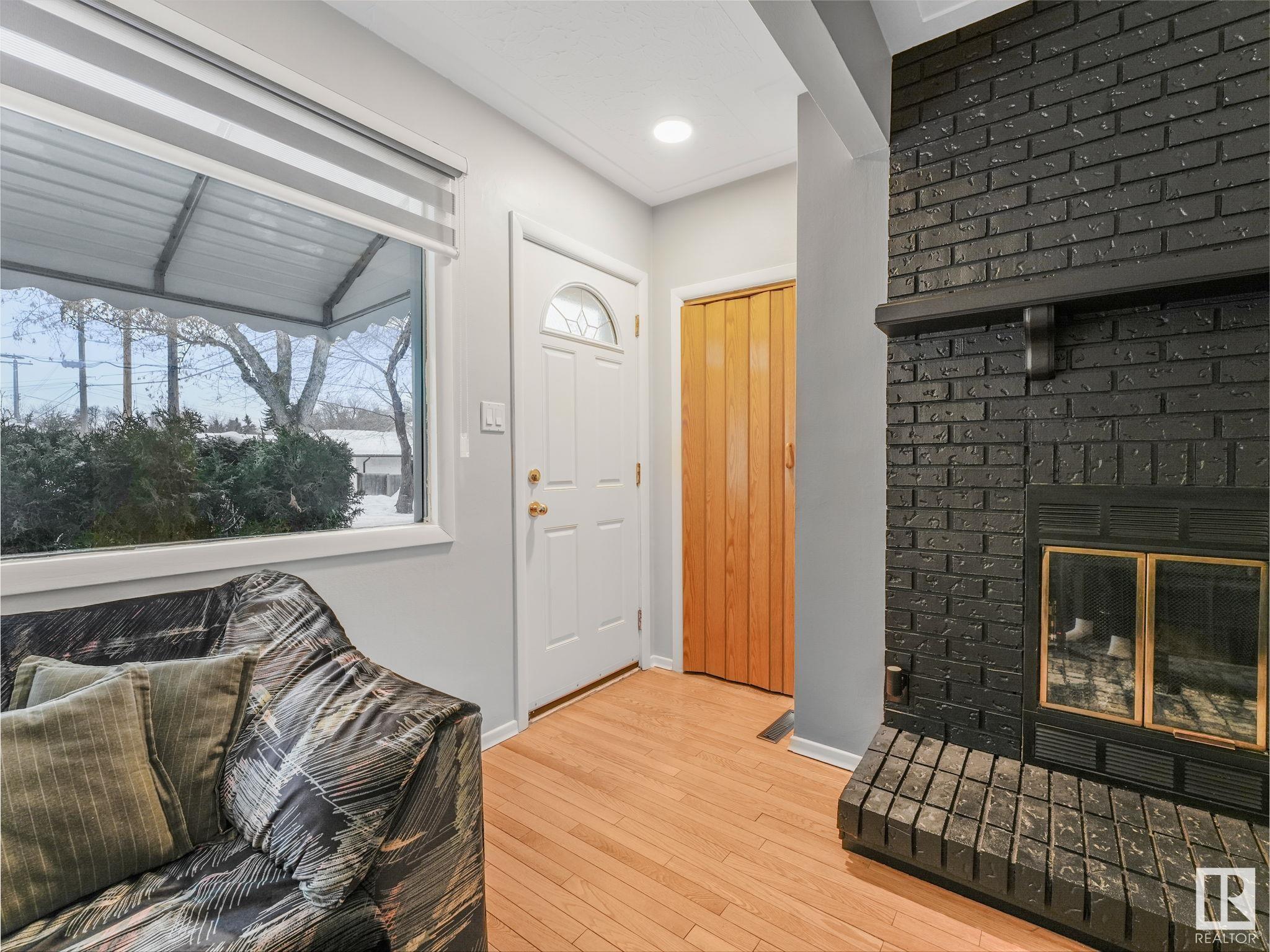      9314 120 AV NW , Edmonton,  ,T5G 0K6 ;  Listing Number: MLS E4419511