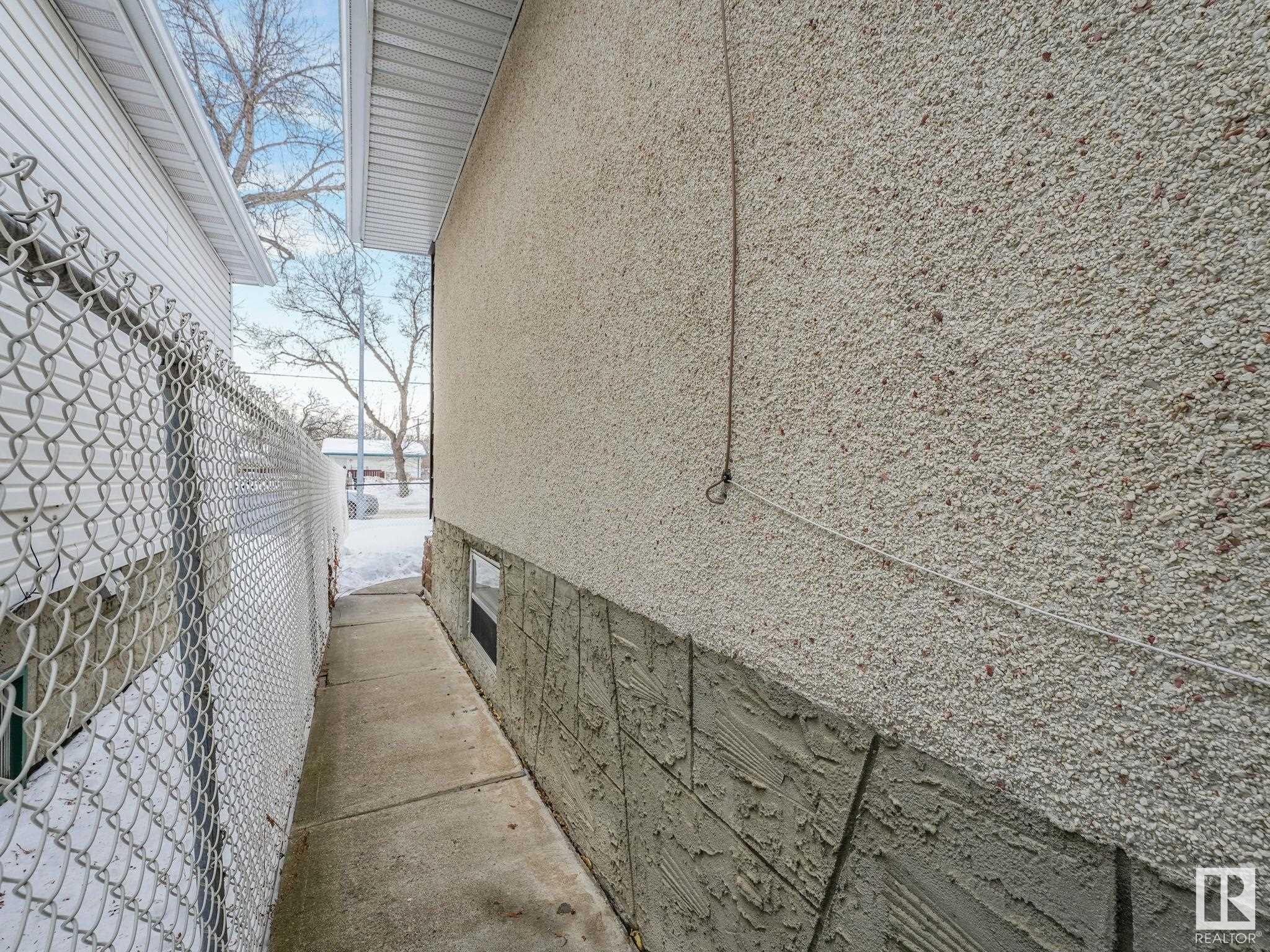      9314 120 AV NW , Edmonton,  ,T5G 0K6 ;  Listing Number: MLS E4419511