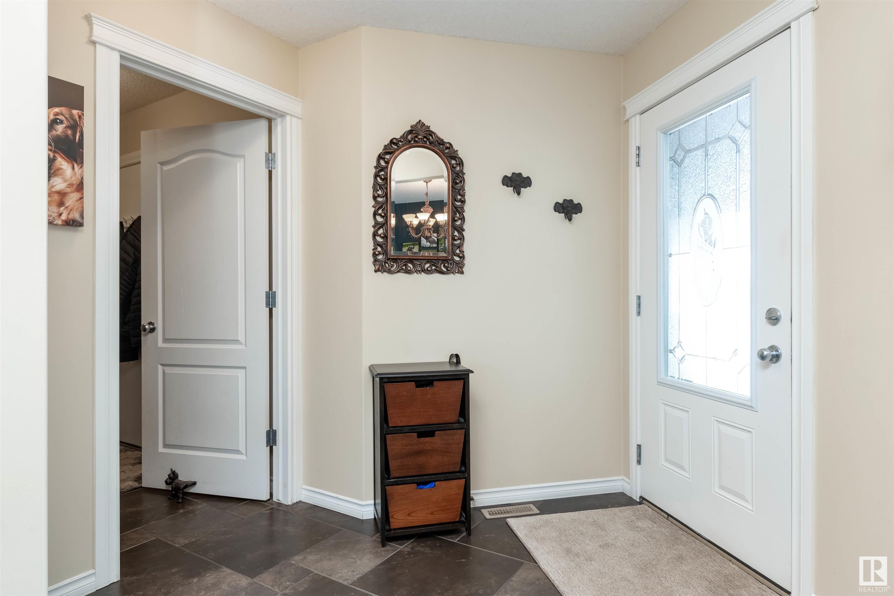      10 RIDGELAND CR , Sherwood Park,  ,T8A 6N5 ;  Listing Number: MLS E4419512