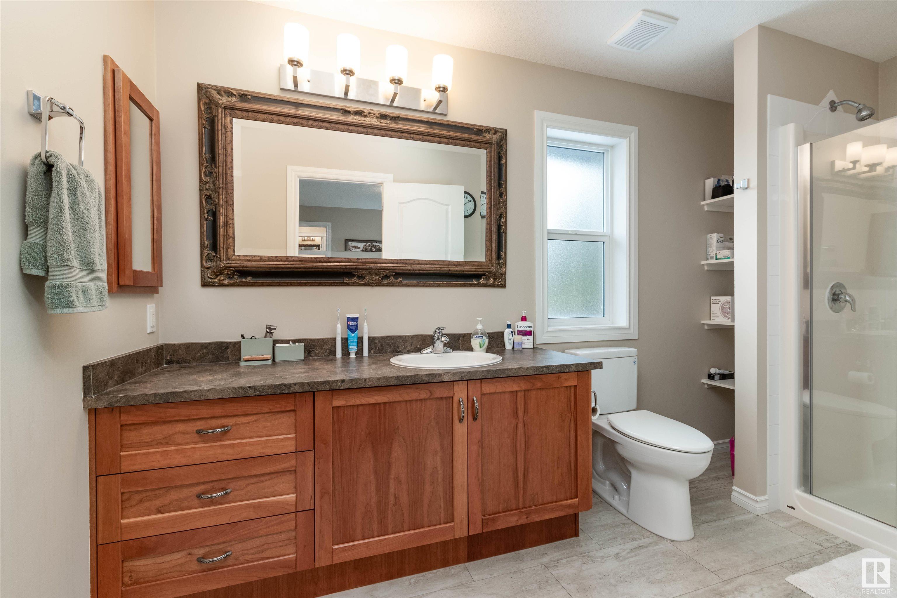      10 RIDGELAND CR , Sherwood Park,  ,T8A 6N5 ;  Listing Number: MLS E4419512