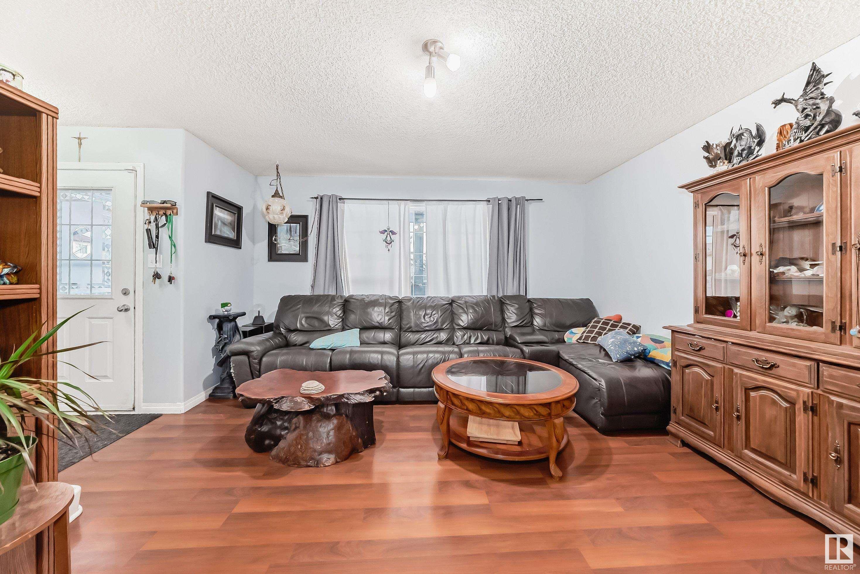      2536 30 Ave NW , Edmonton,  ,T6T 2A1 ;  Listing Number: MLS E4419515