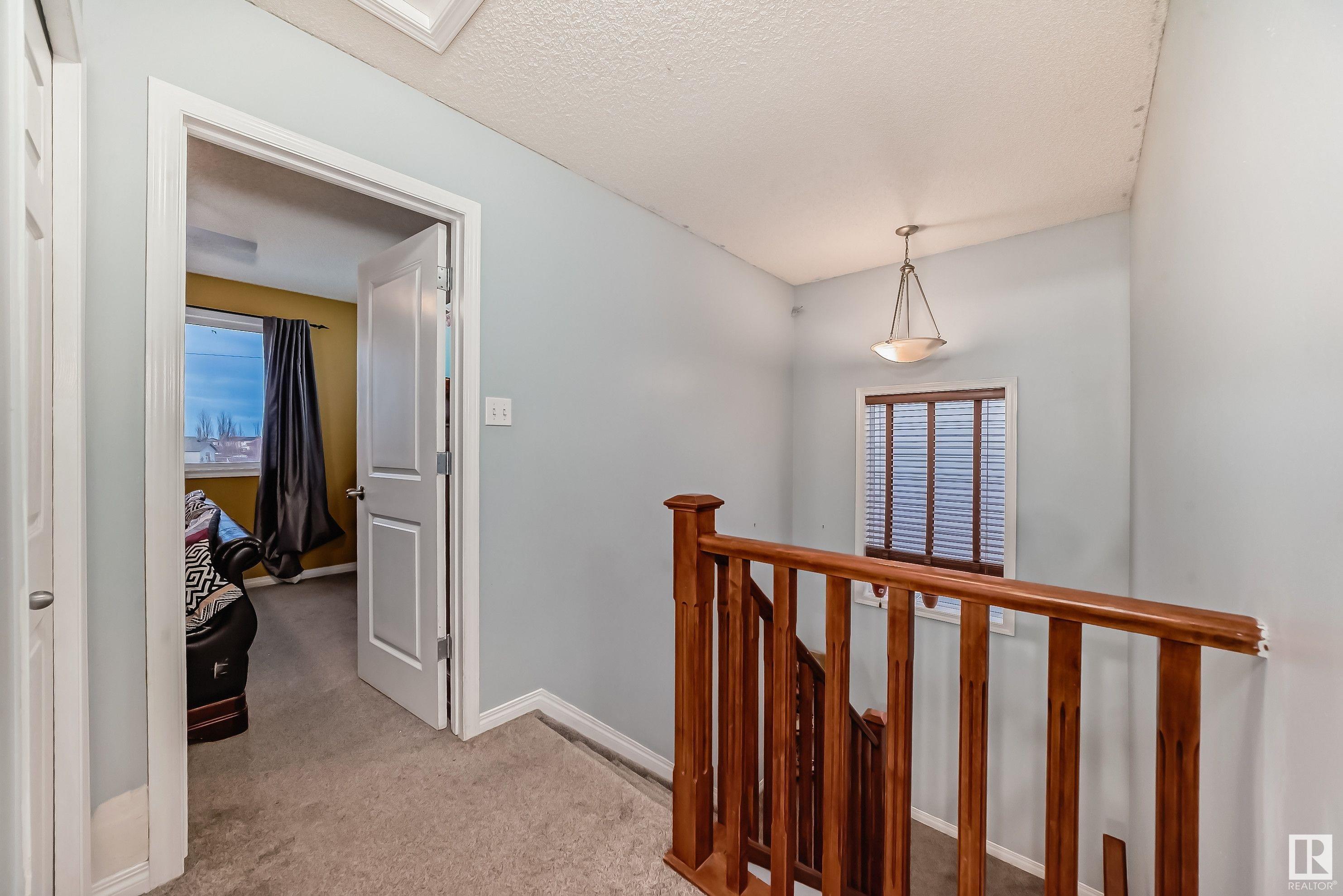      2536 30 Ave NW , Edmonton,  ,T6T 2A1 ;  Listing Number: MLS E4419515
