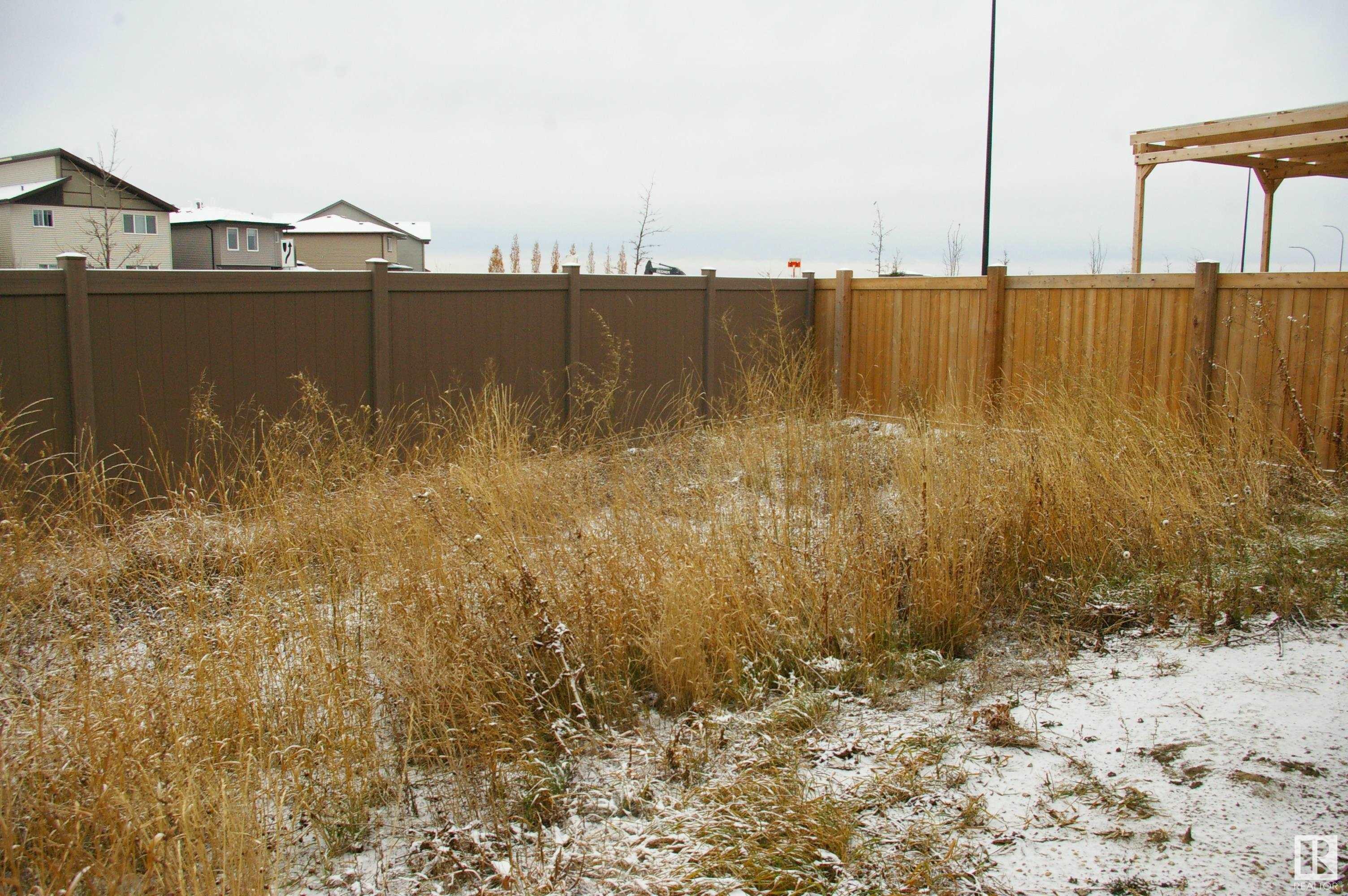      2611 200 ST NW , Edmonton,  ,T6M 1K3 ;  Listing Number: MLS E4419519