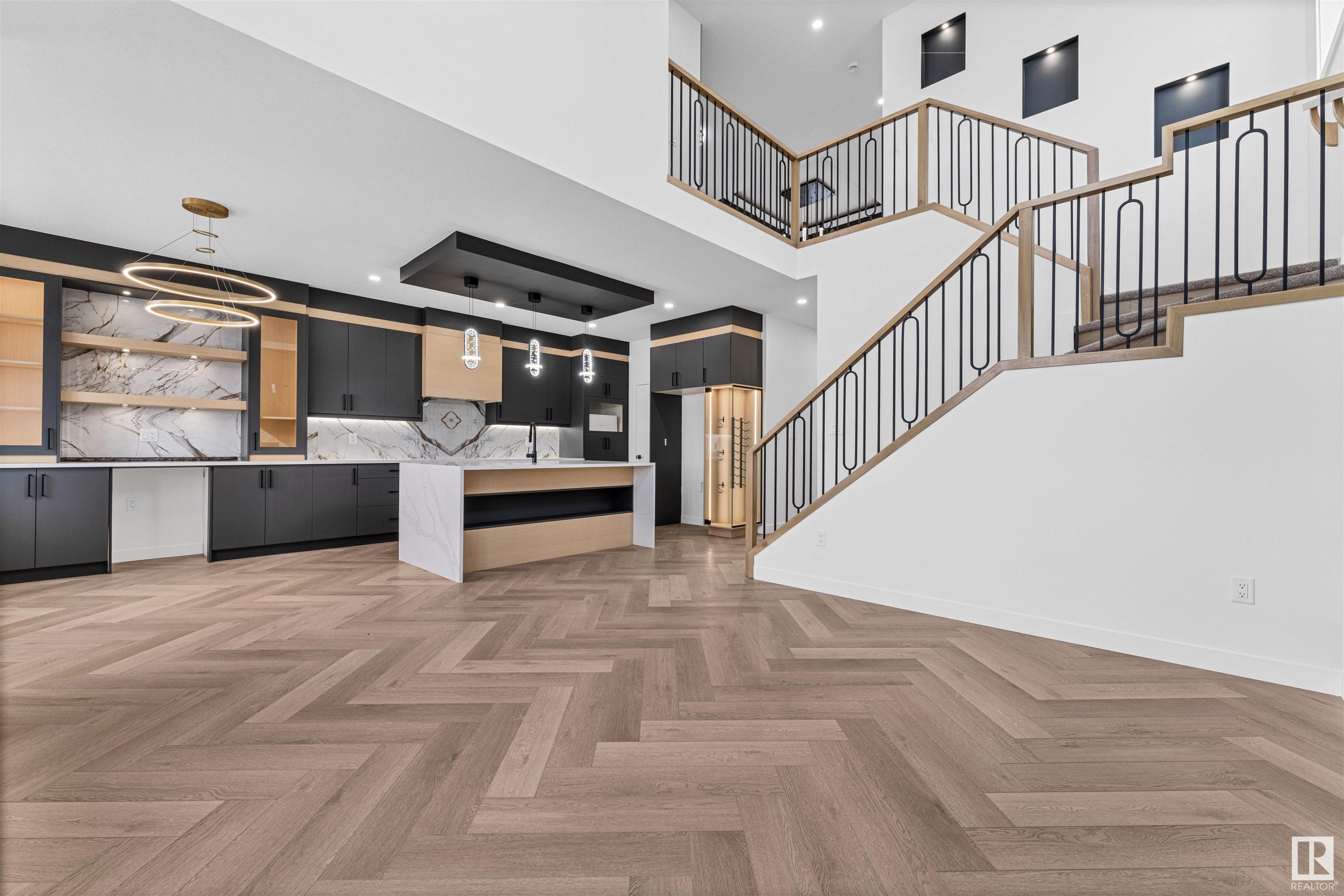     402 Pine PT , Leduc,  ,T9E 1S7 ;  Listing Number: MLS E4419526