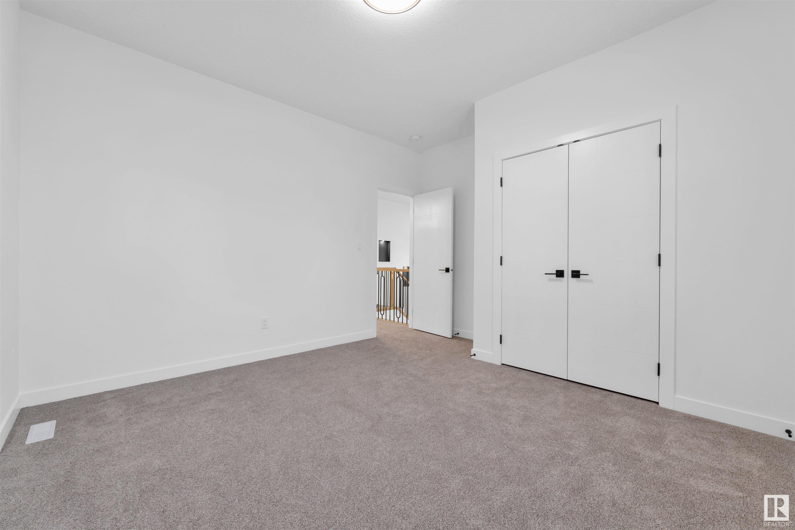      402 Pine PT , Leduc,  ,T9E 1S7 ;  Listing Number: MLS E4419526