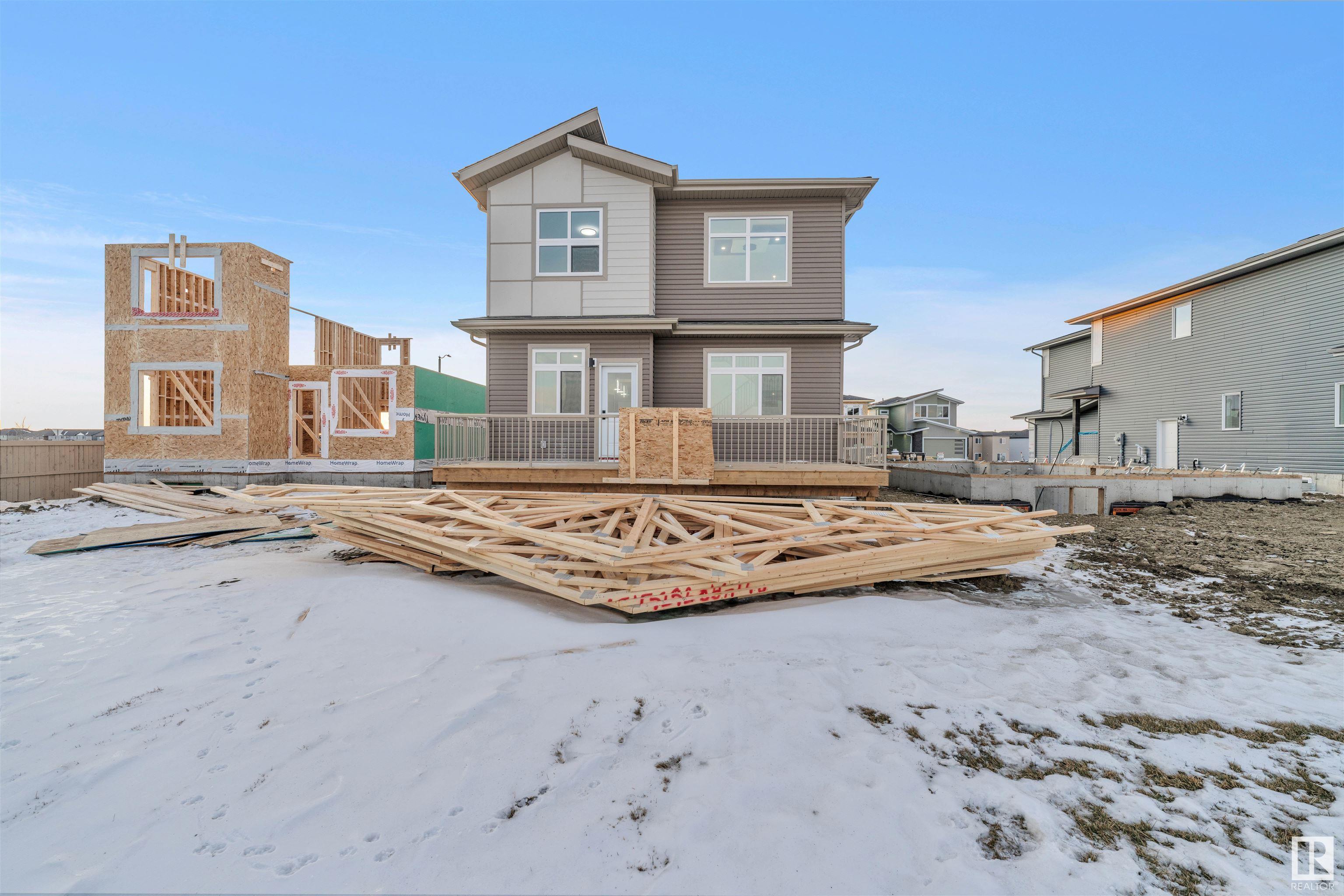      402 Pine PT , Leduc,  ,T9E 1S7 ;  Listing Number: MLS E4419526