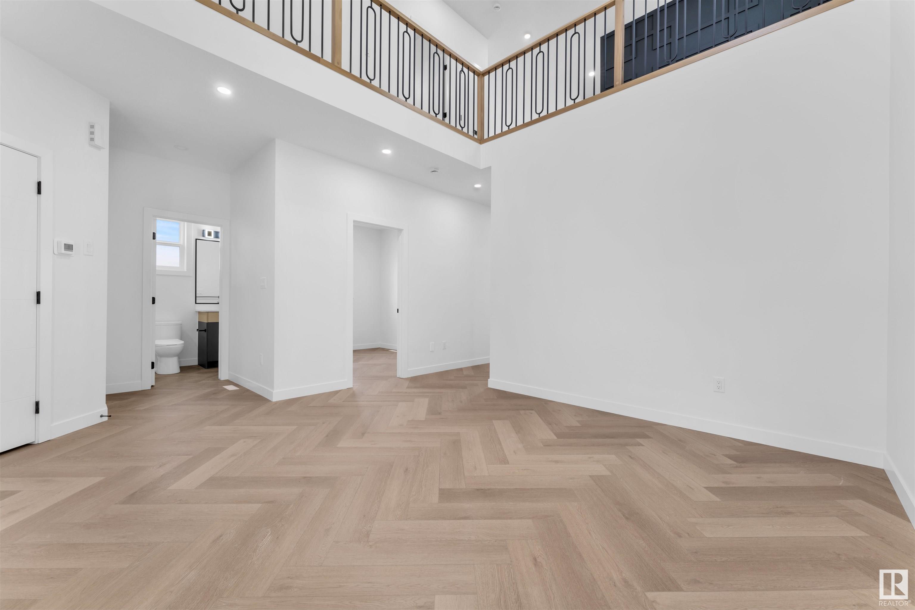      402 Pine PT , Leduc,  ,T9E 1S7 ;  Listing Number: MLS E4419526