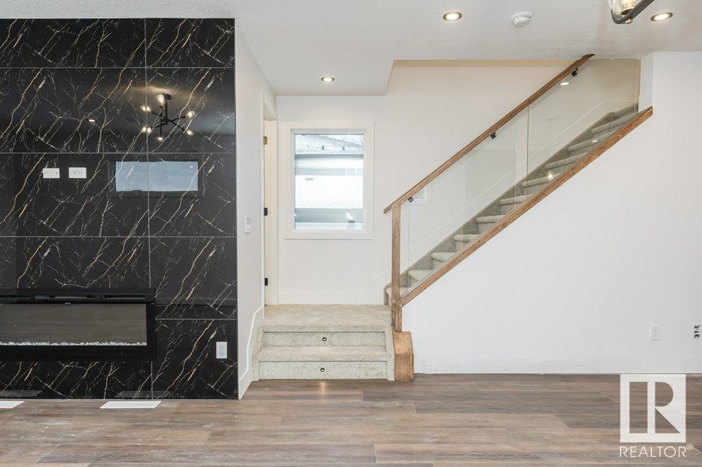      7607 98 AV NW , Edmonton,  ,T6A 0B3 ;  Listing Number: MLS E4419527