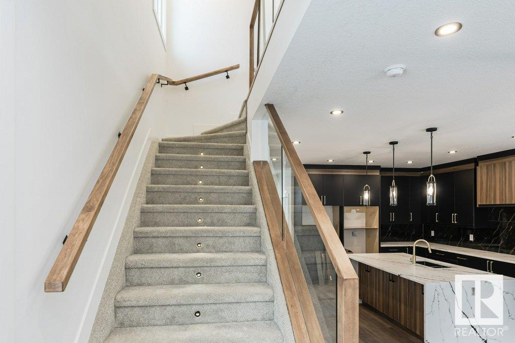      7607 98 AV NW , Edmonton,  ,T6A 0B3 ;  Listing Number: MLS E4419527