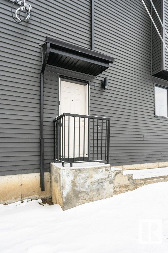     7607 98 AV NW , Edmonton,  ,T6A 0B3 ;  Listing Number: MLS E4419527