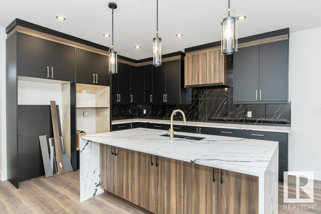      7607 98 AV NW , Edmonton,  ,T6A 0B3 ;  Listing Number: MLS E4419527