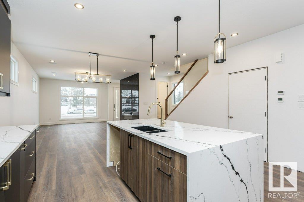      7607 98 AV NW , Edmonton,  ,T6A 0B3 ;  Listing Number: MLS E4419527