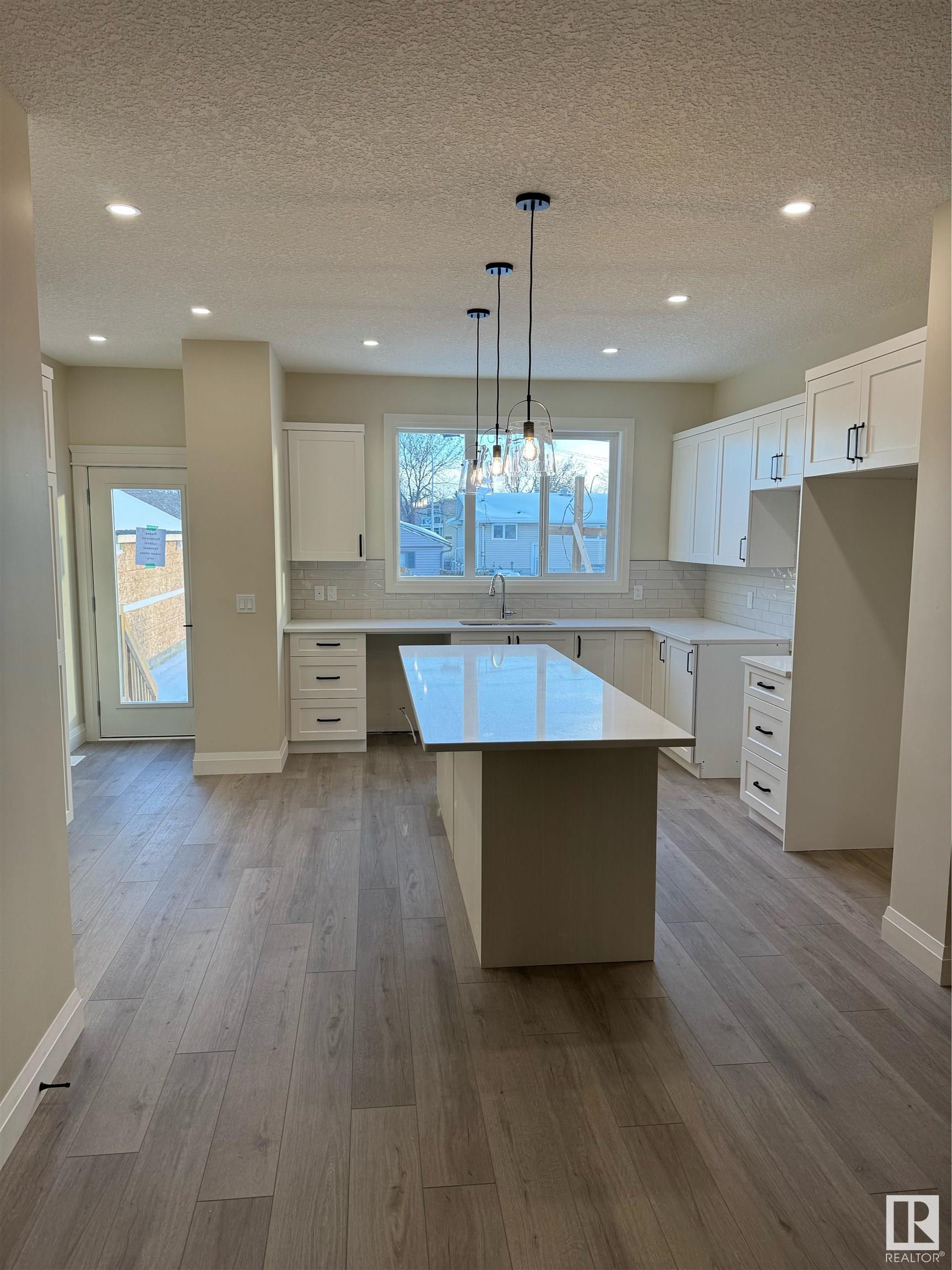      11077 150 ST NW , Edmonton,  ,T5P 1R9 ;  Listing Number: MLS E4419537