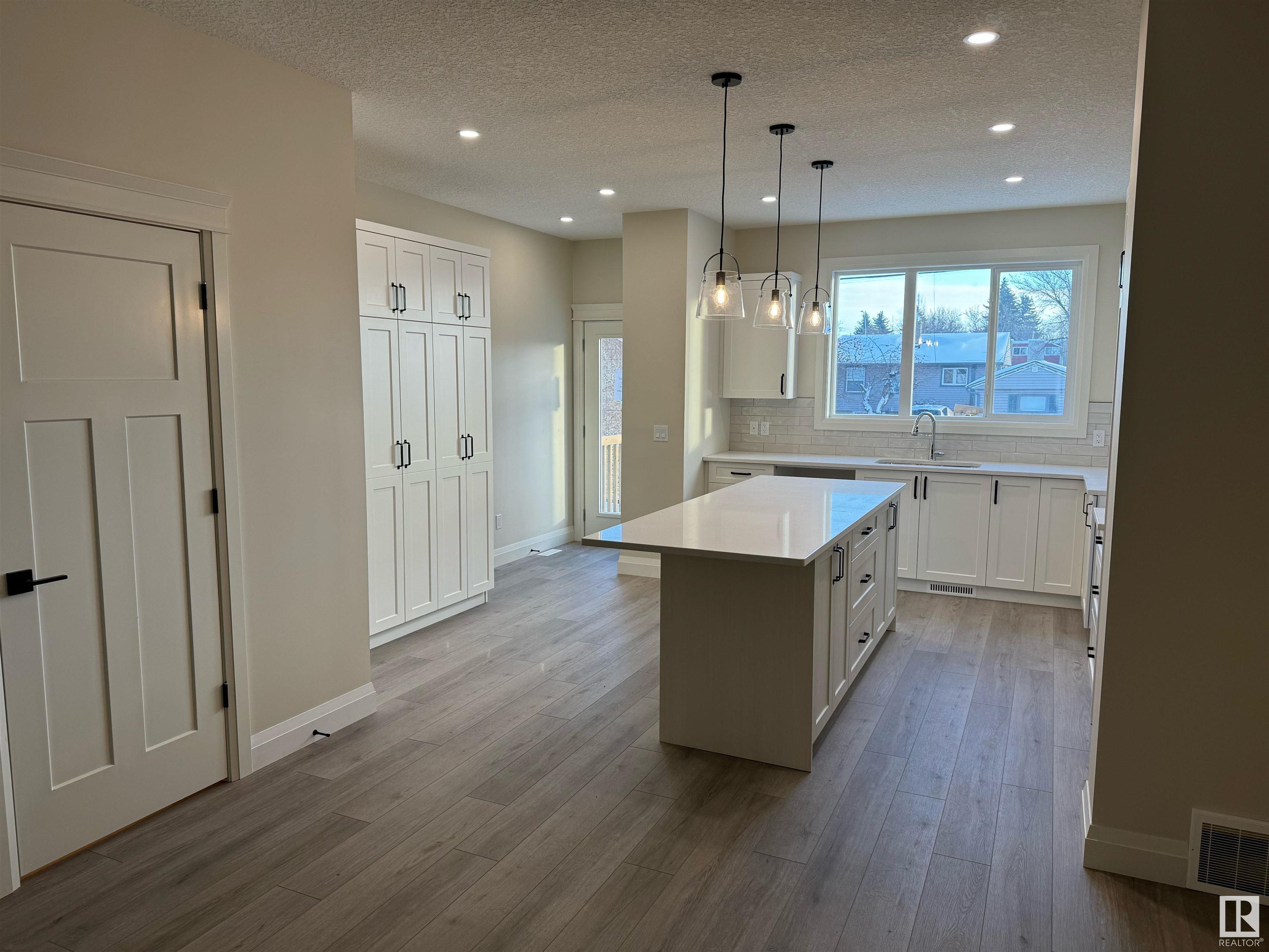      11077 150 ST NW , Edmonton,  ,T5P 1R9 ;  Listing Number: MLS E4419537