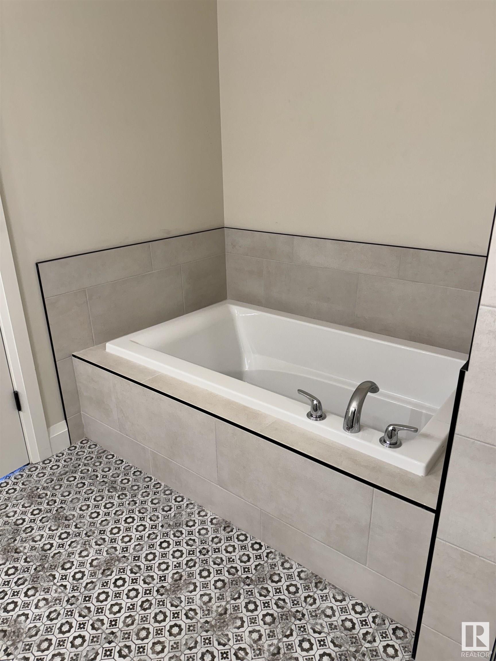      11077 150 ST NW , Edmonton,  ,T5P 1R9 ;  Listing Number: MLS E4419537