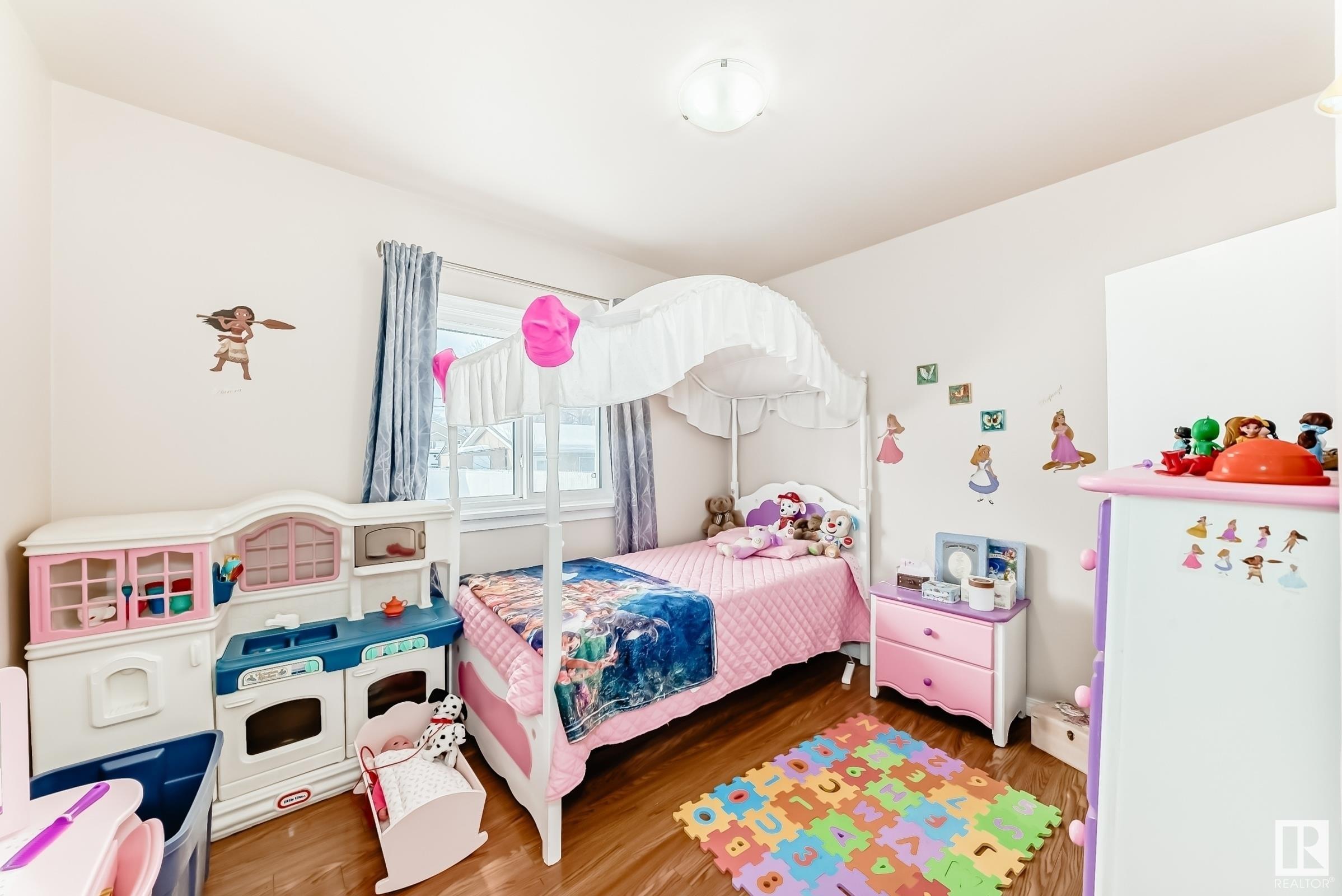      12340 89 ST NW , Edmonton,  ,T5B 3W7 ;  Listing Number: MLS E4419539