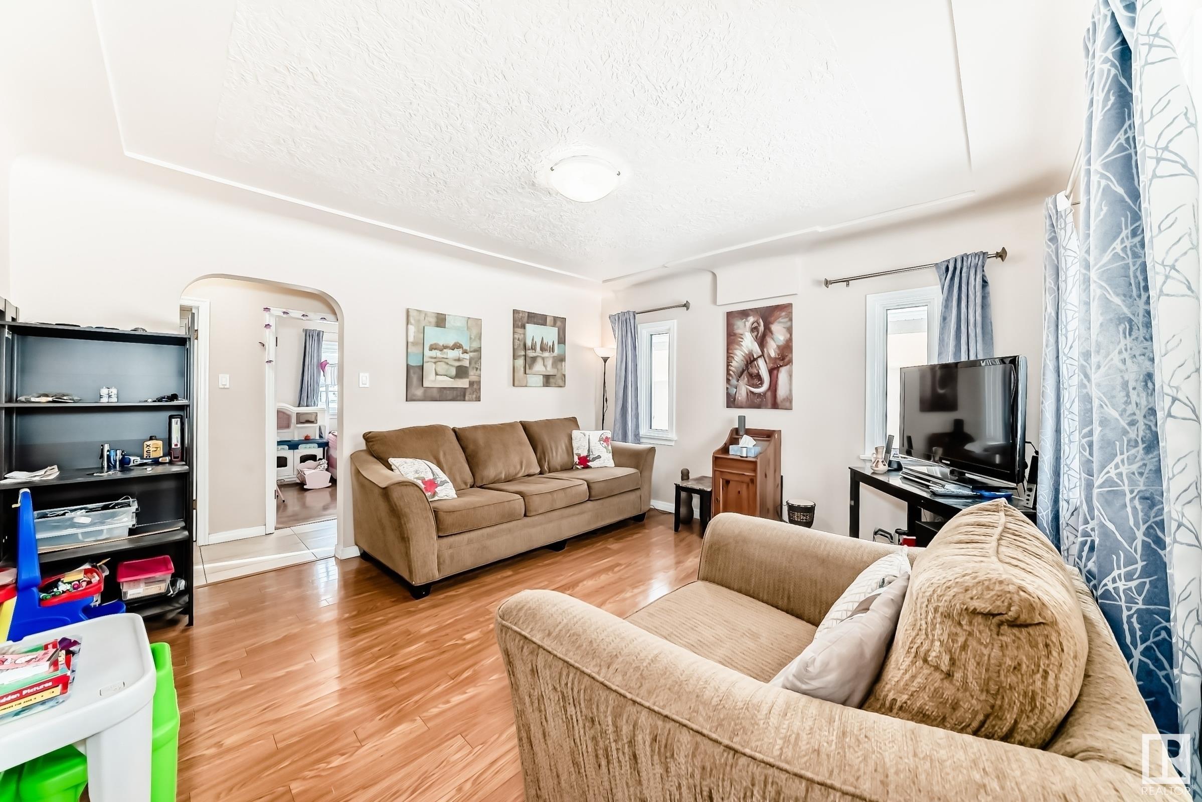      12340 89 ST NW , Edmonton,  ,T5B 3W7 ;  Listing Number: MLS E4419539