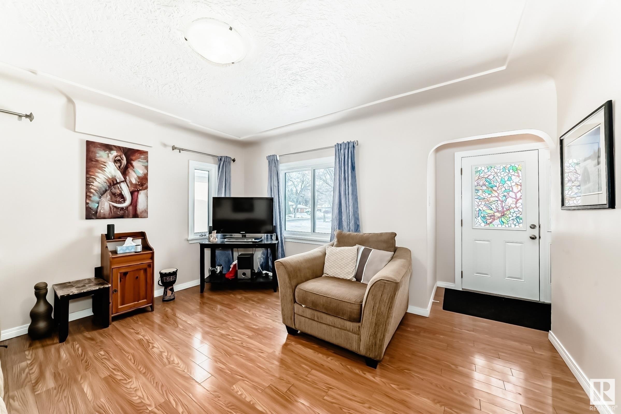      12340 89 ST NW , Edmonton,  ,T5B 3W7 ;  Listing Number: MLS E4419539