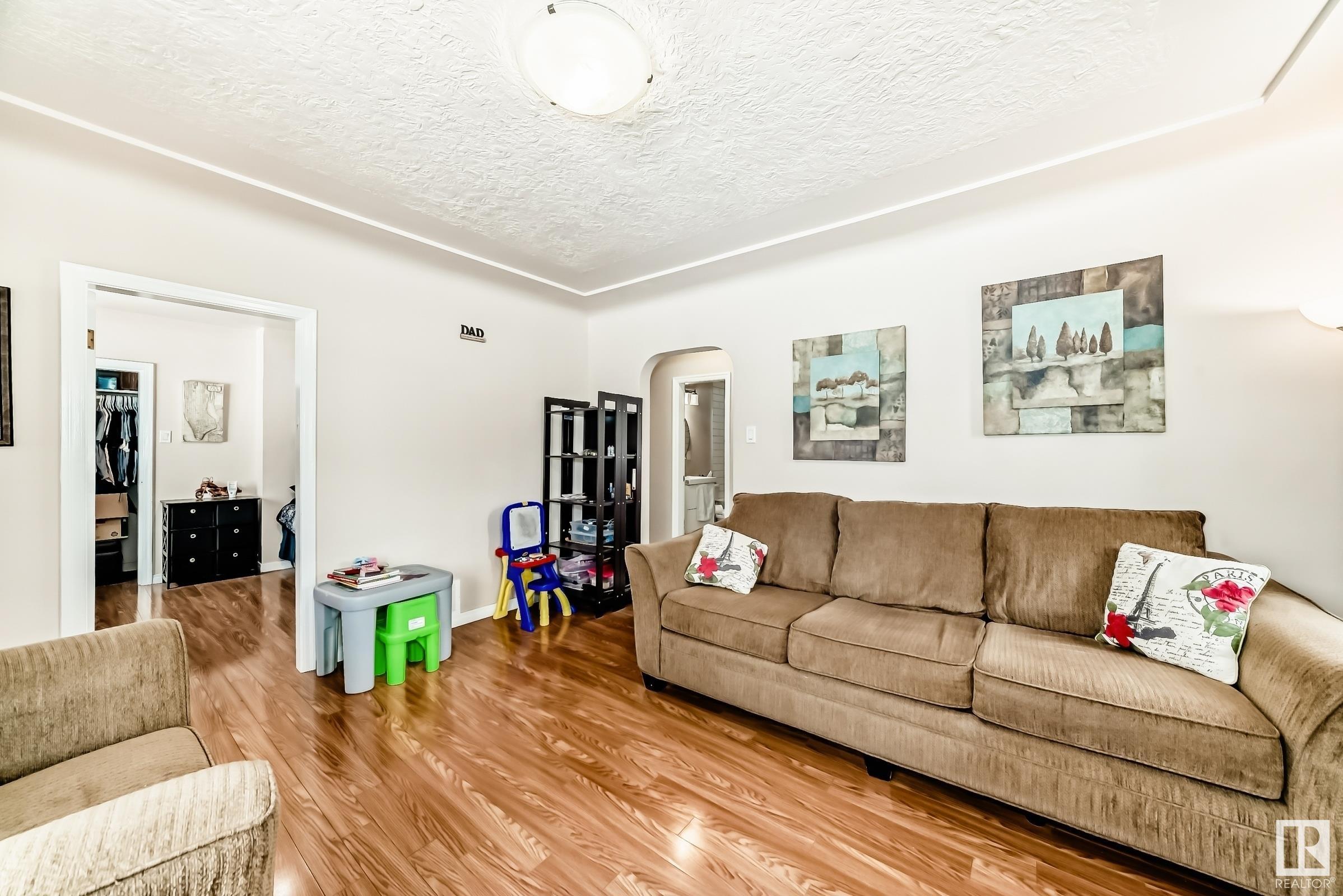      12340 89 ST NW , Edmonton,  ,T5B 3W7 ;  Listing Number: MLS E4419539