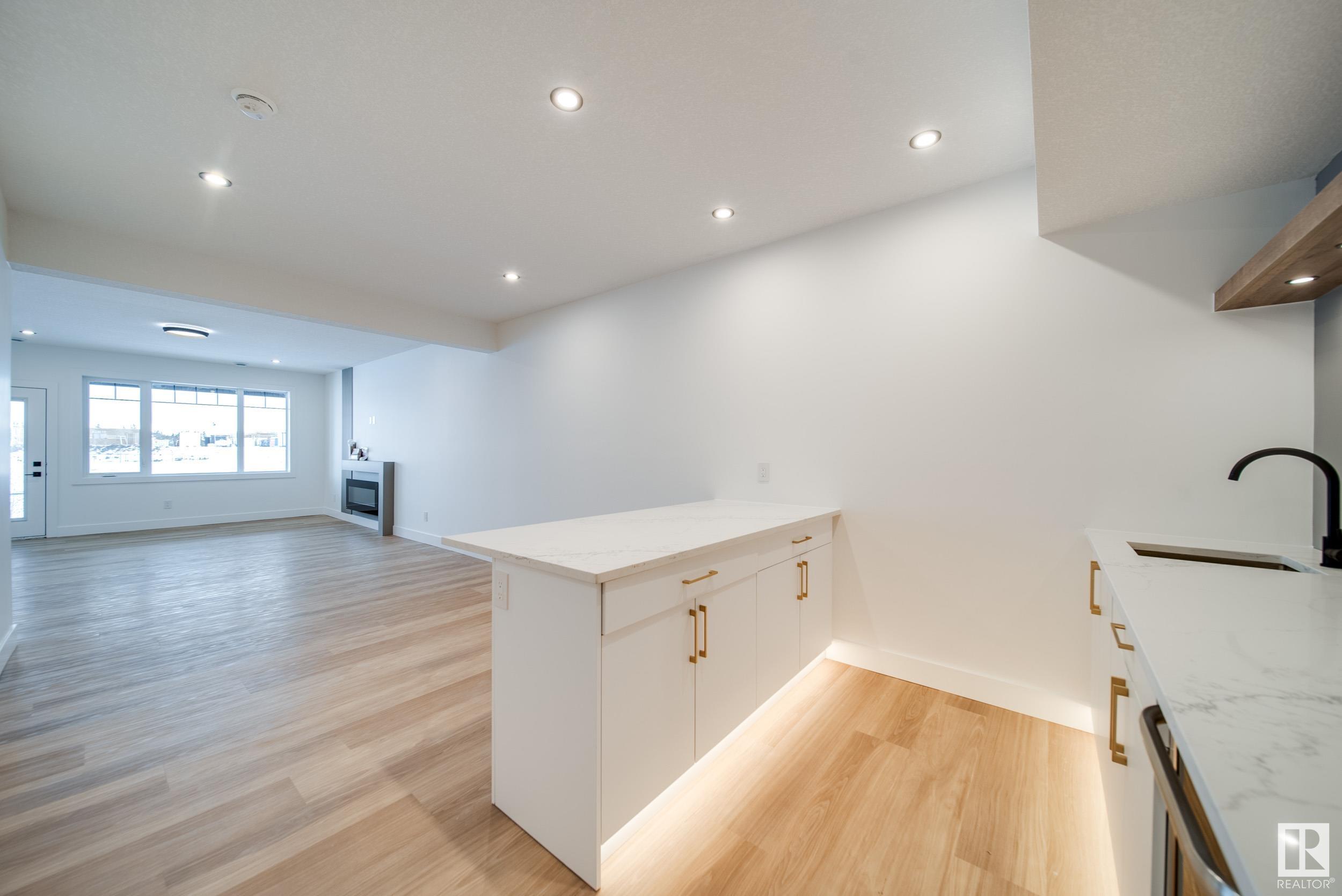      21 STARLING WY , Fort Saskatchewan,  ,T8L 1R5 ;  Listing Number: MLS E4419541
