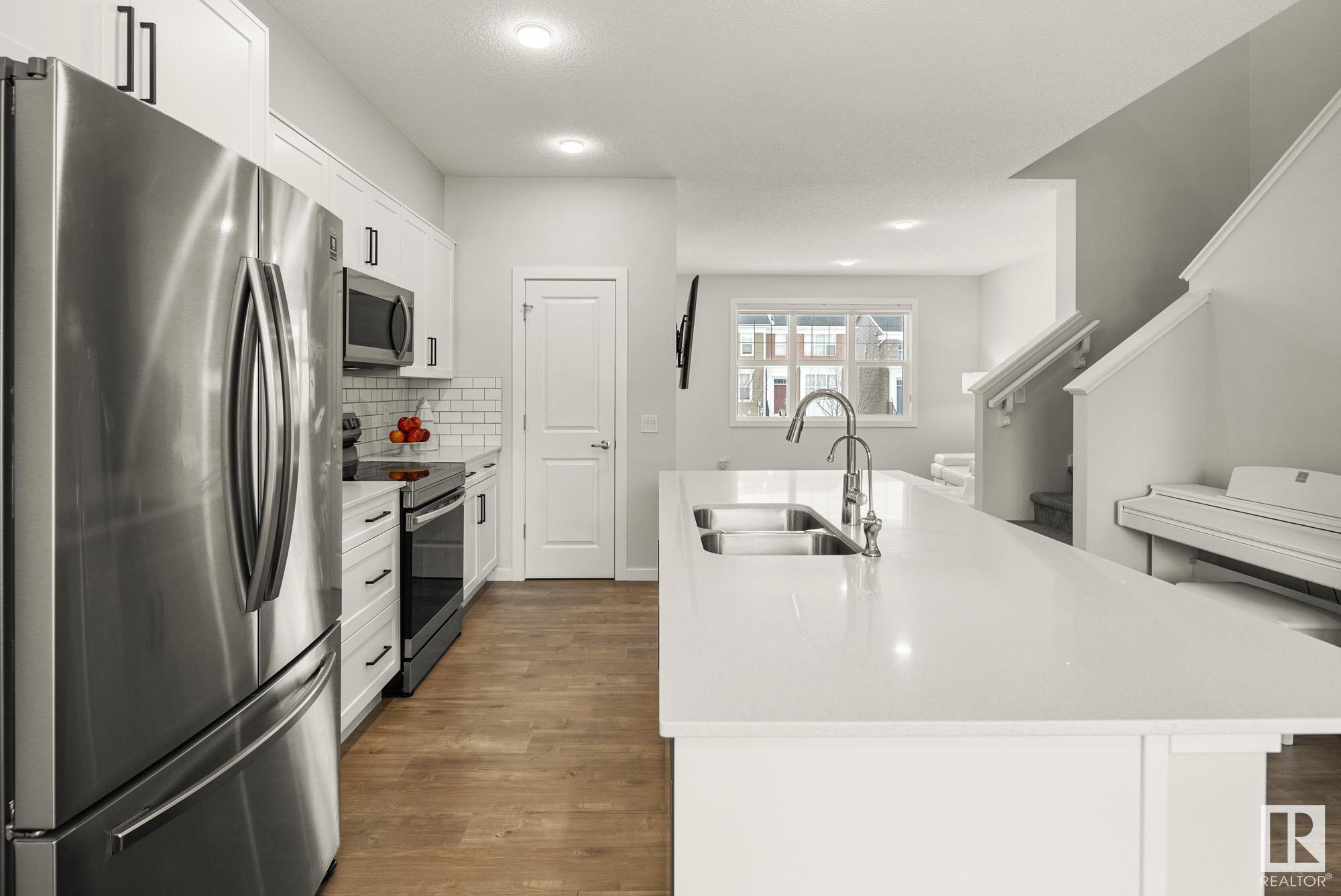      201 SOUTHFORK DR , Leduc,  ,T9E 1G4 ;  Listing Number: MLS E4419542