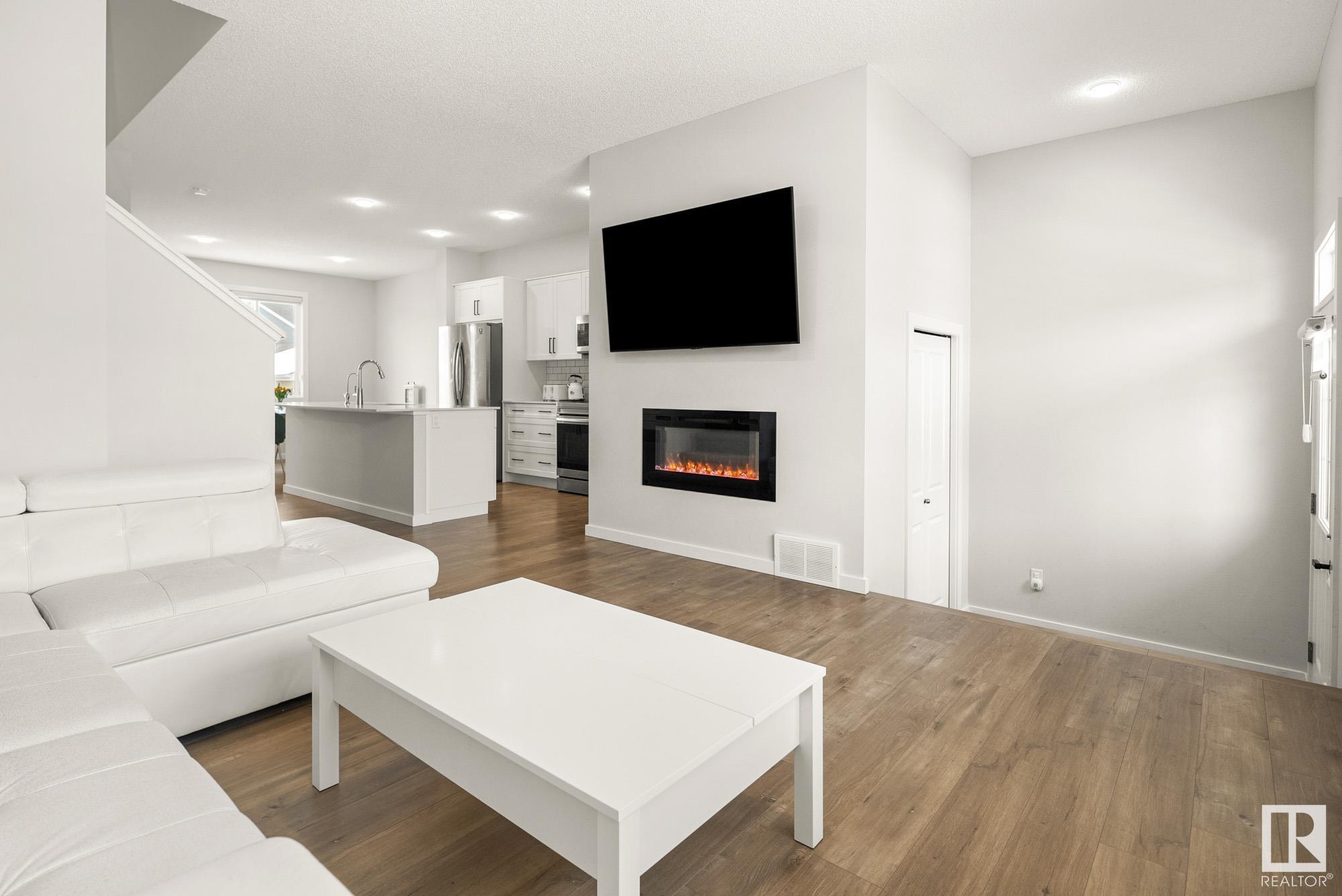      201 SOUTHFORK DR , Leduc,  ,T9E 1G4 ;  Listing Number: MLS E4419542