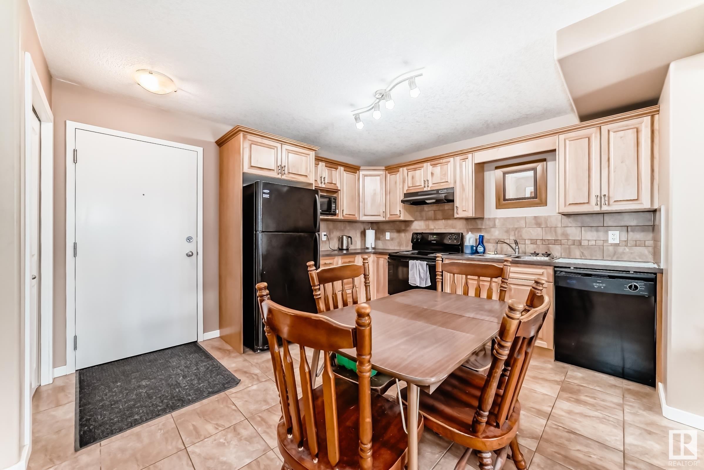      #101 11935 106 ST NW , Edmonton,  ,T5G 2R4 ;  Listing Number: MLS E4419545