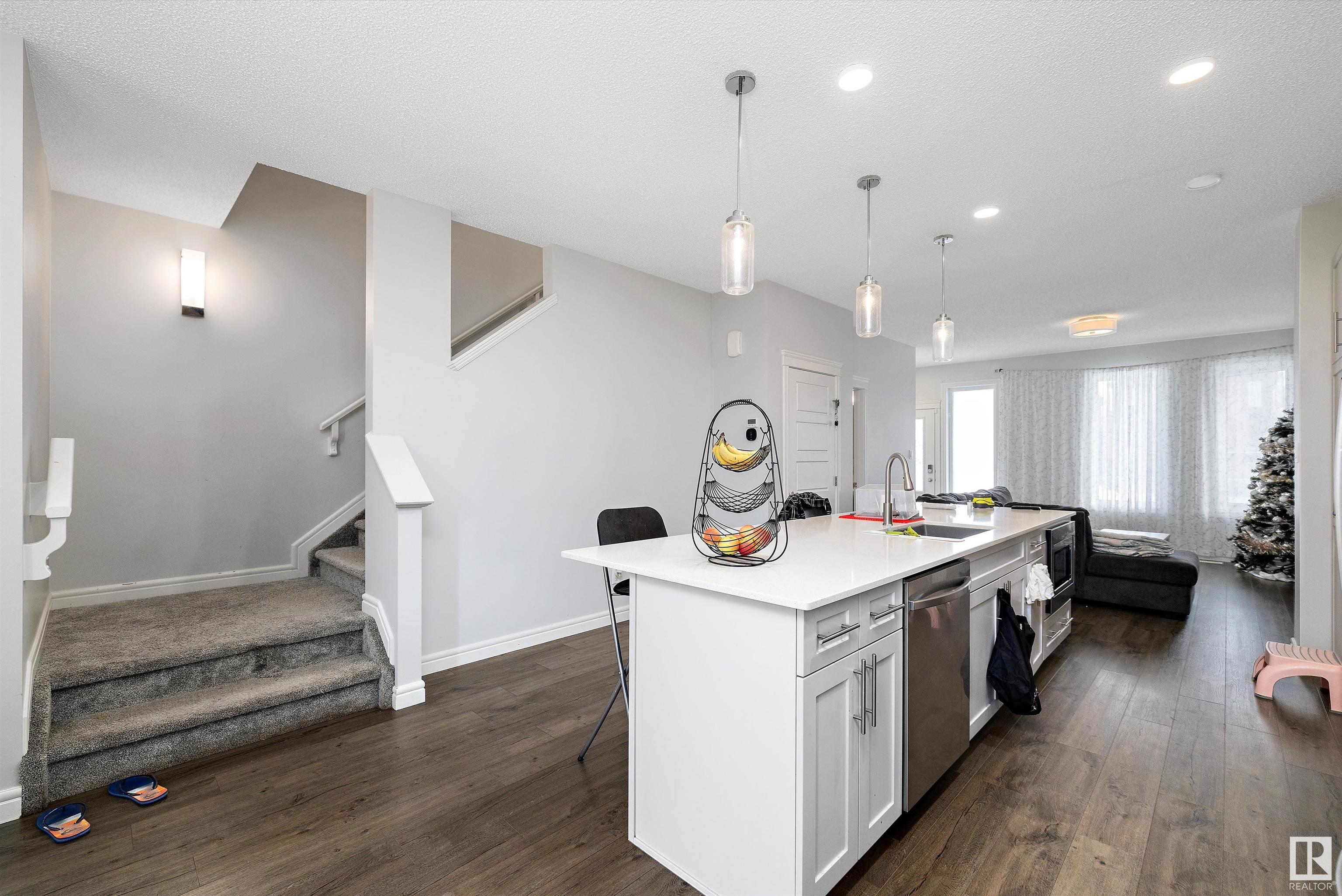      1933 GRAYDON HILL GREEN SW , Edmonton,  ,T6W 4C3 ;  Listing Number: MLS E4419549