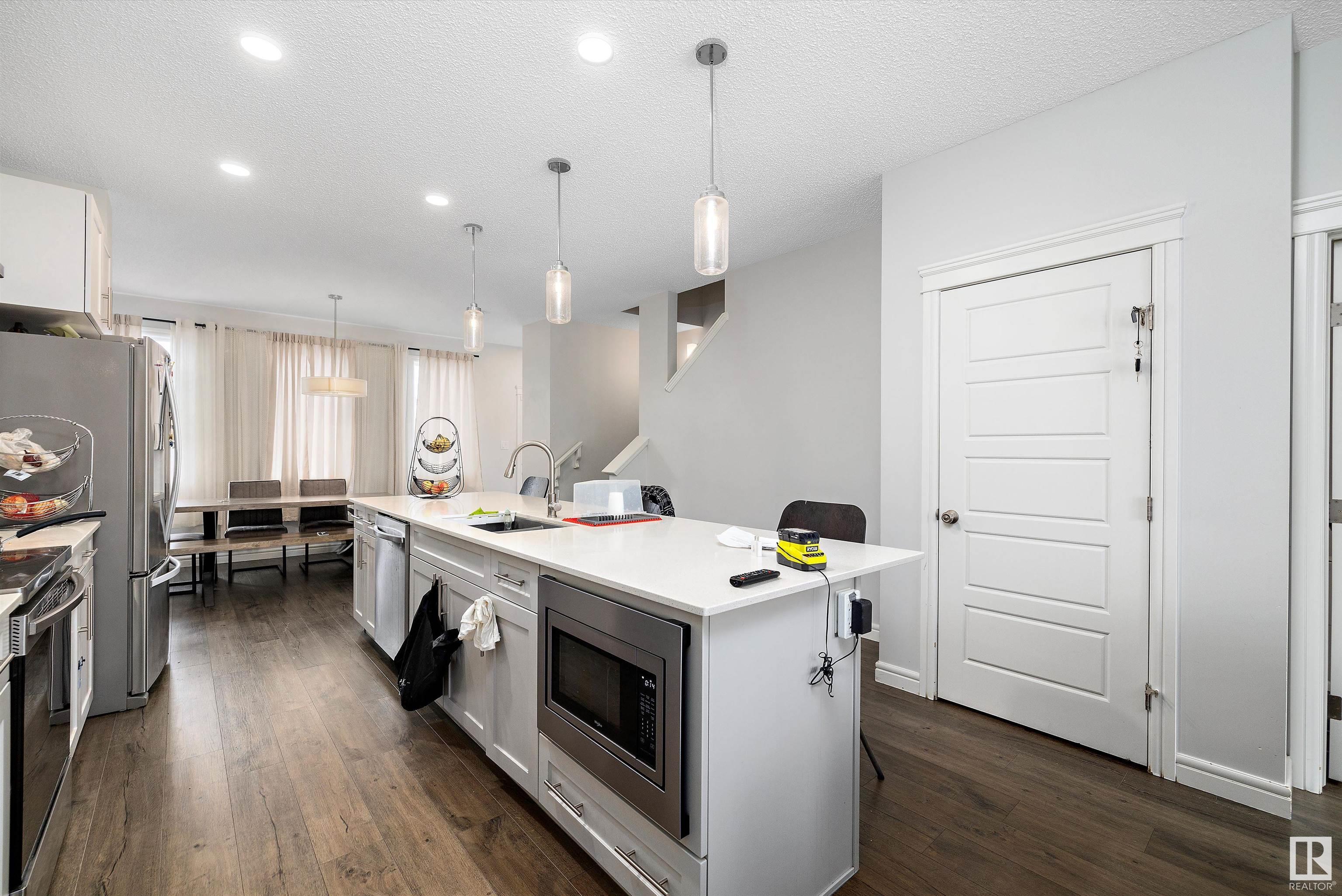      1933 GRAYDON HILL GREEN SW , Edmonton,  ,T6W 4C3 ;  Listing Number: MLS E4419549