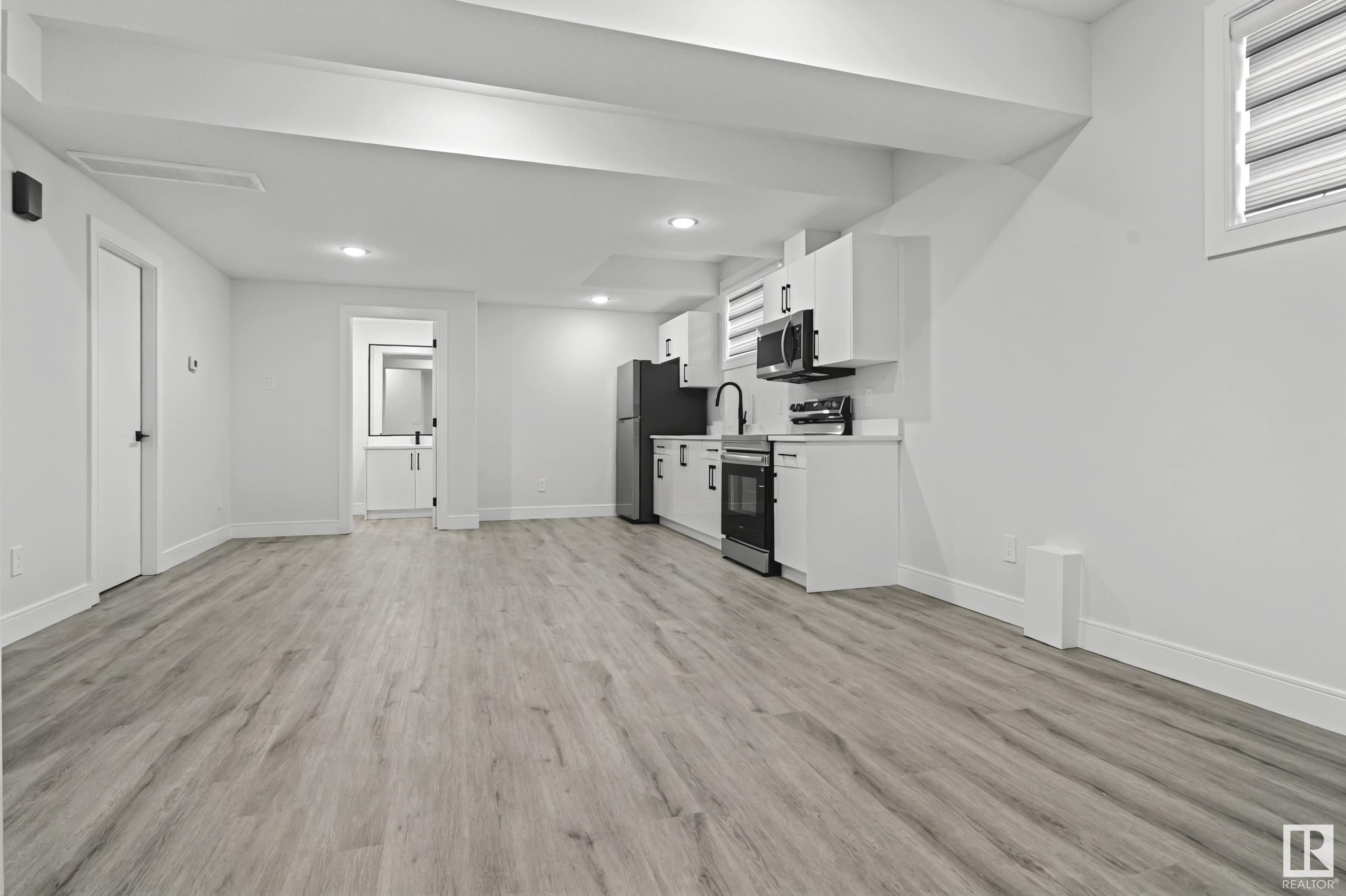      17039 47 ST NW , Edmonton,  ,T5Y 3A6 ;  Listing Number: MLS E4419551