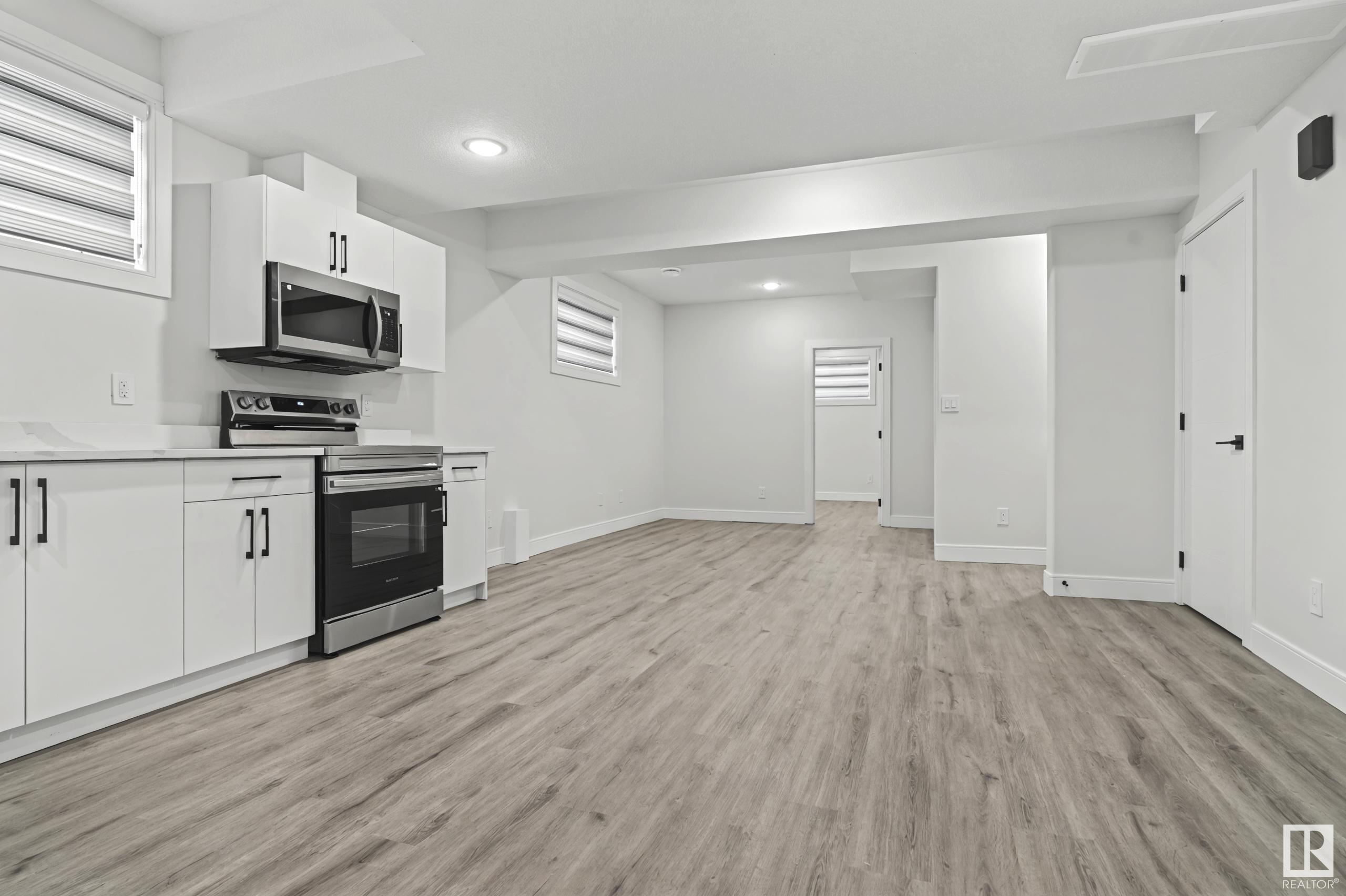      17039 47 ST NW , Edmonton,  ,T5Y 3A6 ;  Listing Number: MLS E4419551