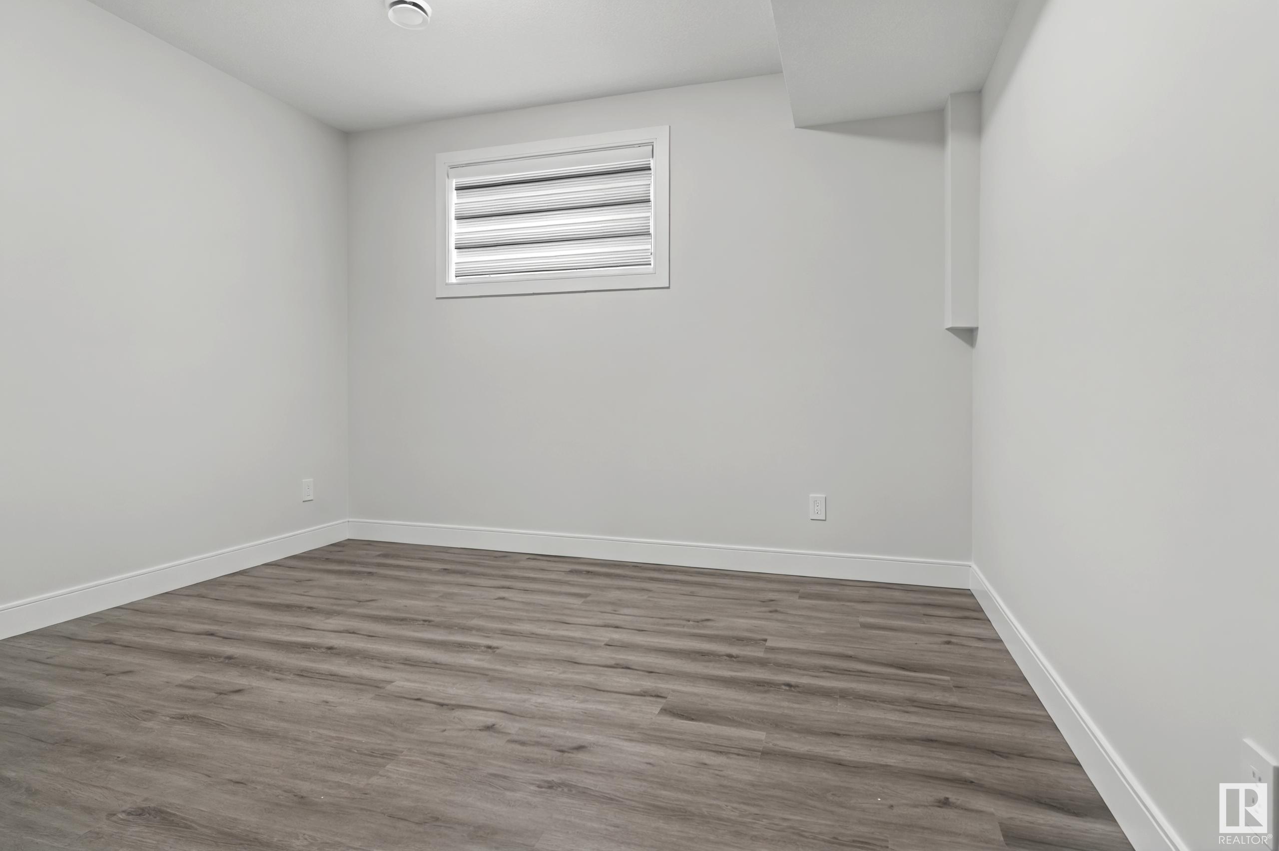      17039 47 ST NW , Edmonton,  ,T5Y 3A6 ;  Listing Number: MLS E4419551