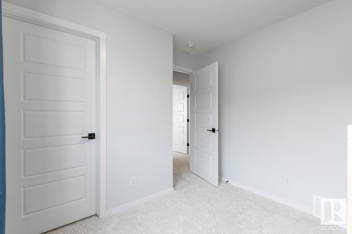      1039 OLD MAN CREEK BV , Sherwood Park,  ,T8H 3A2 ;  Listing Number: MLS E4419558