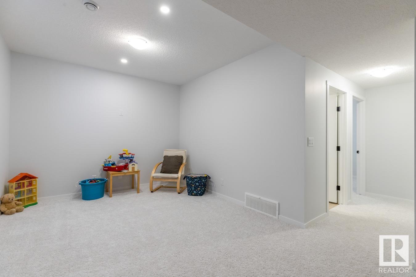      1039 OLD MAN CREEK BV , Sherwood Park,  ,T8H 3A2 ;  Listing Number: MLS E4419558