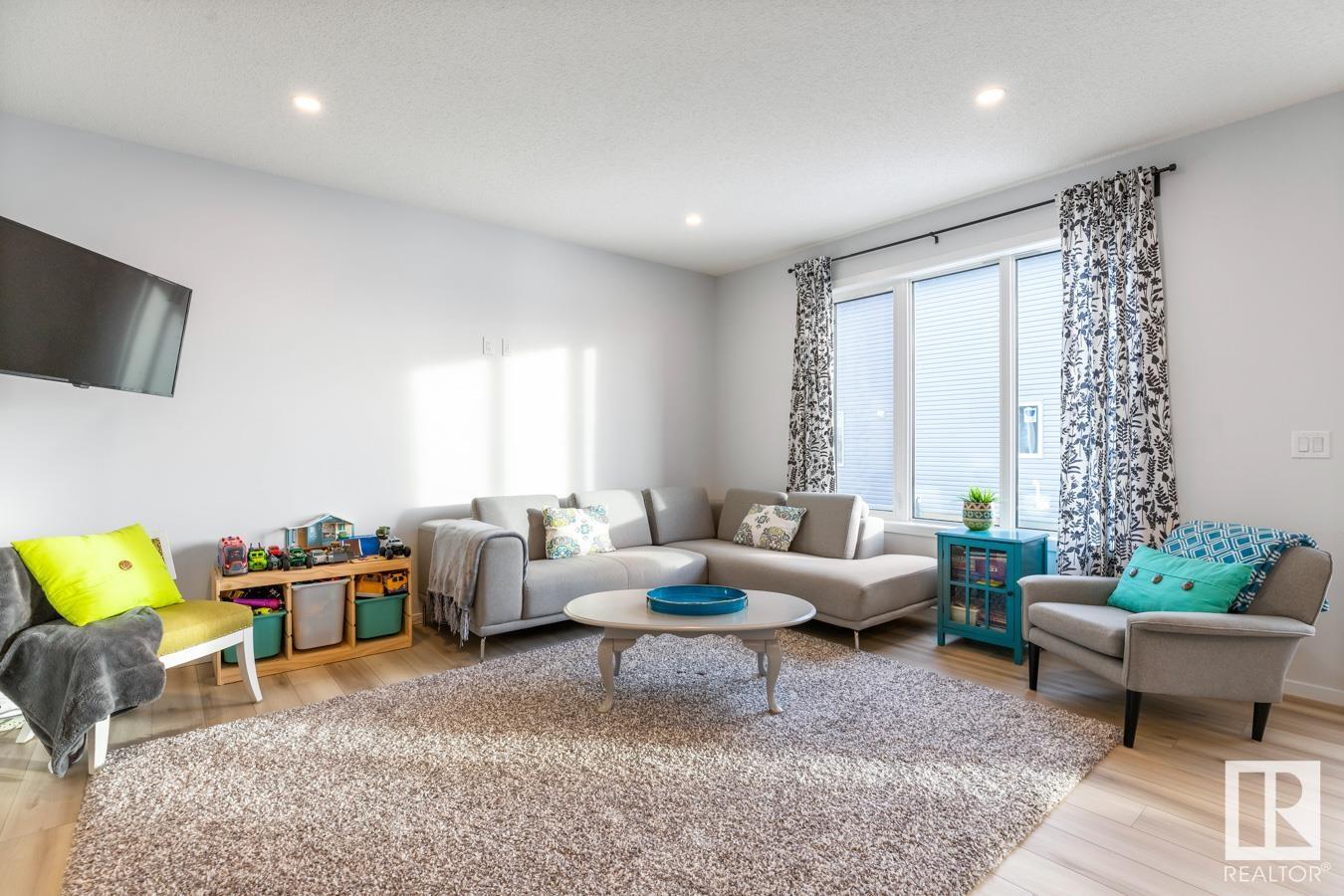      1039 OLD MAN CREEK BV , Sherwood Park,  ,T8H 3A2 ;  Listing Number: MLS E4419558