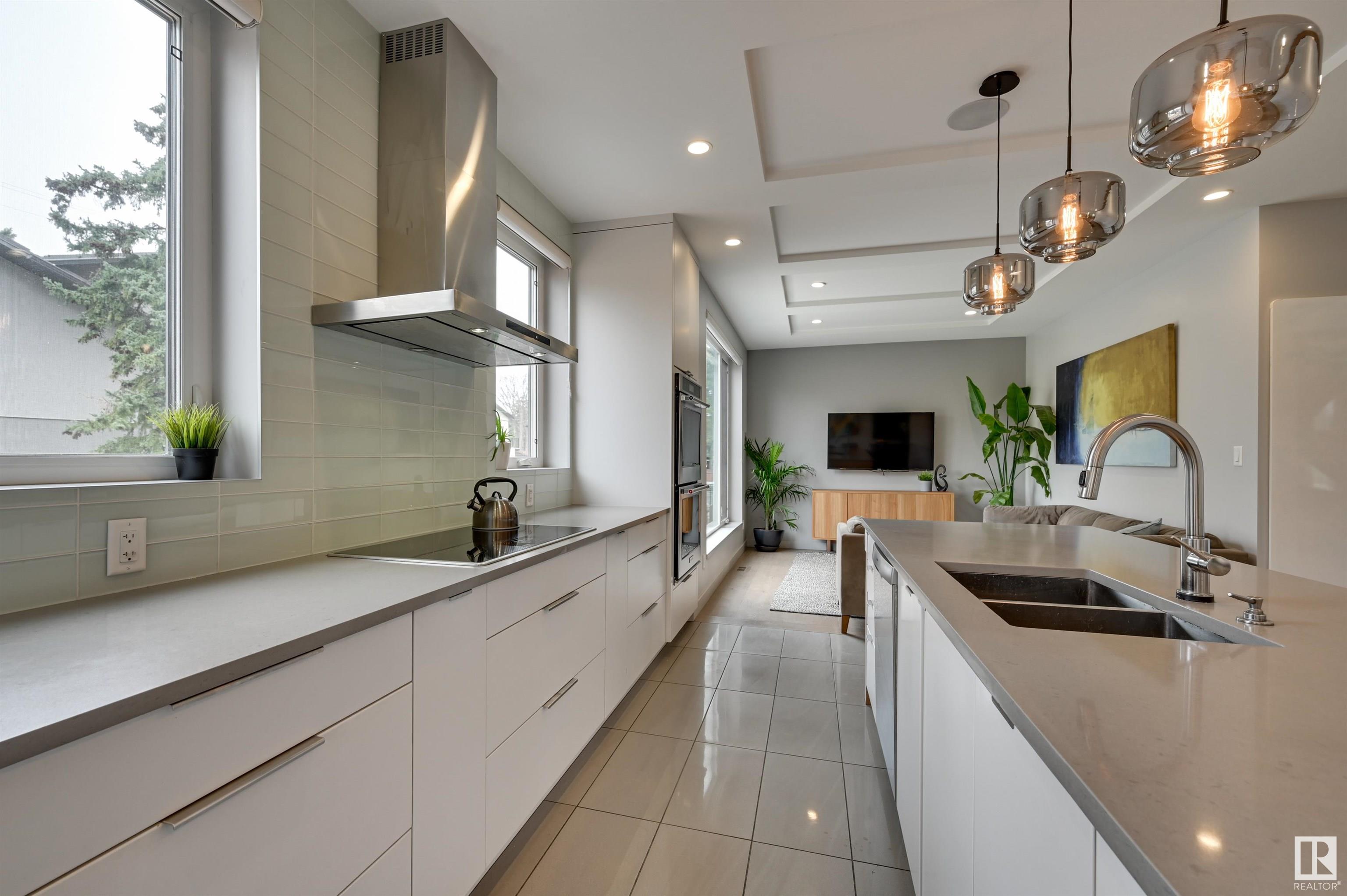      11520 74 AV NW , Edmonton,  ,T6G 0E9 ;  Listing Number: MLS E4419562