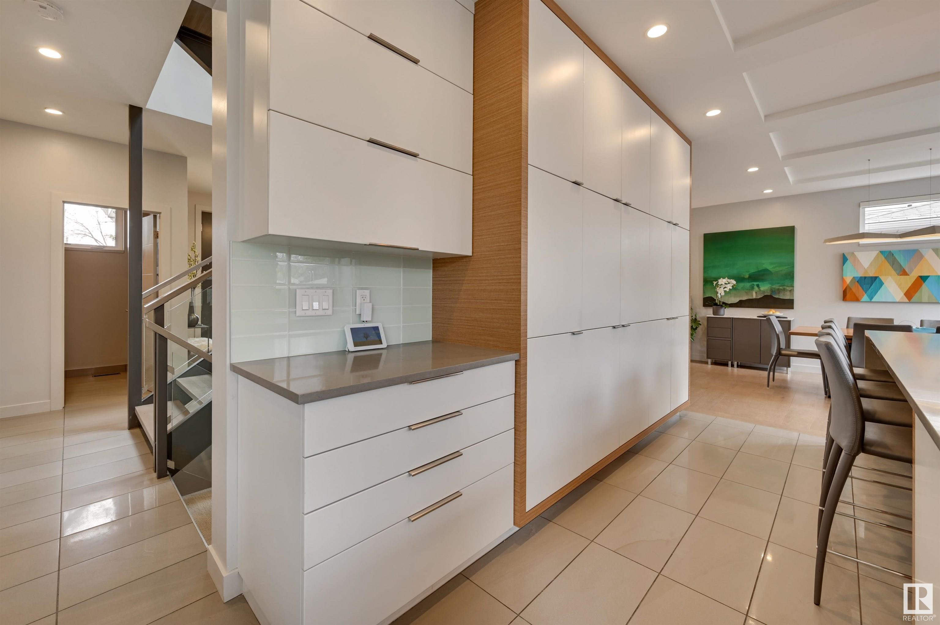      11520 74 AV NW , Edmonton,  ,T6G 0E9 ;  Listing Number: MLS E4419562