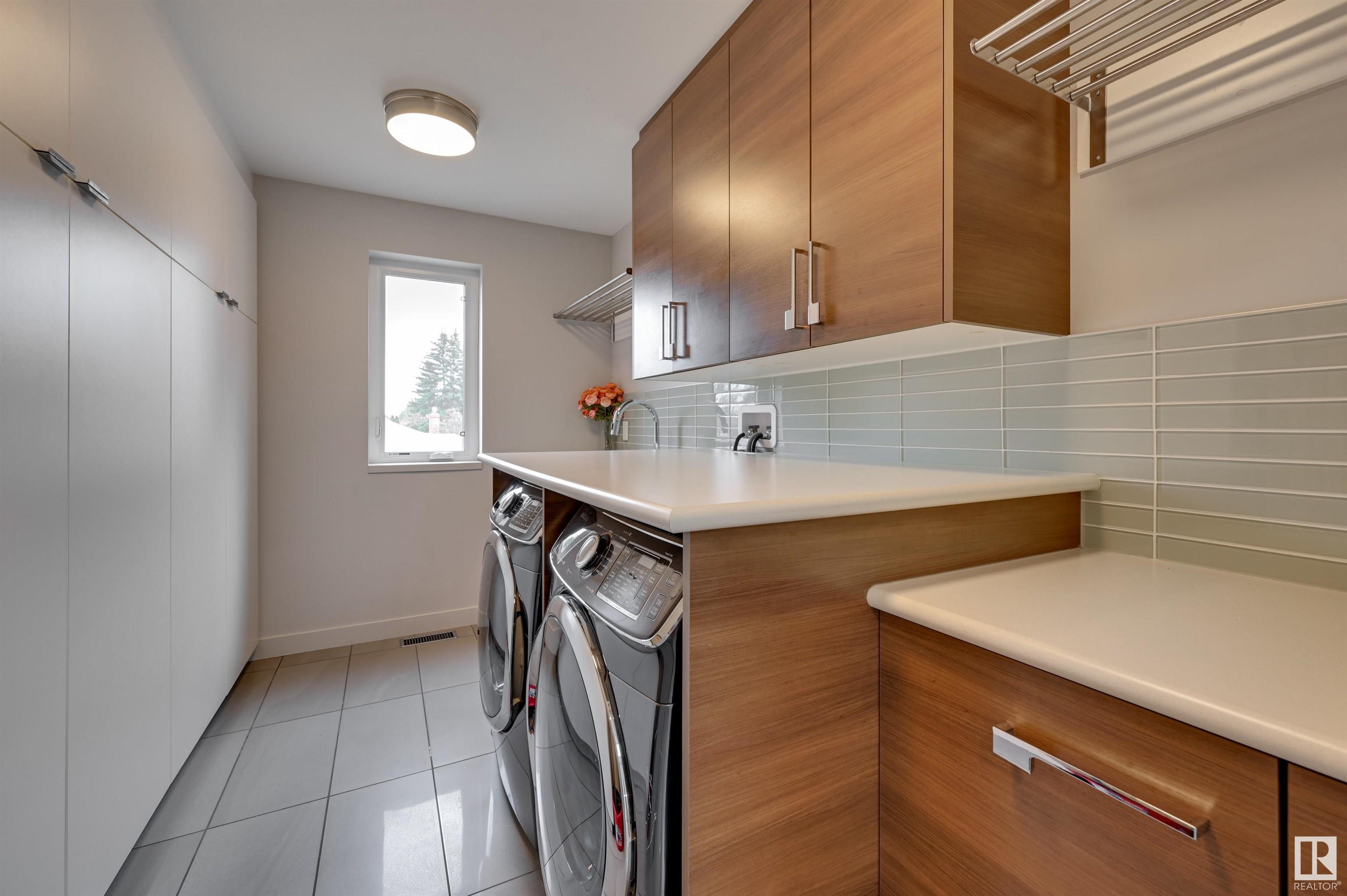      11520 74 AV NW , Edmonton,  ,T6G 0E9 ;  Listing Number: MLS E4419562
