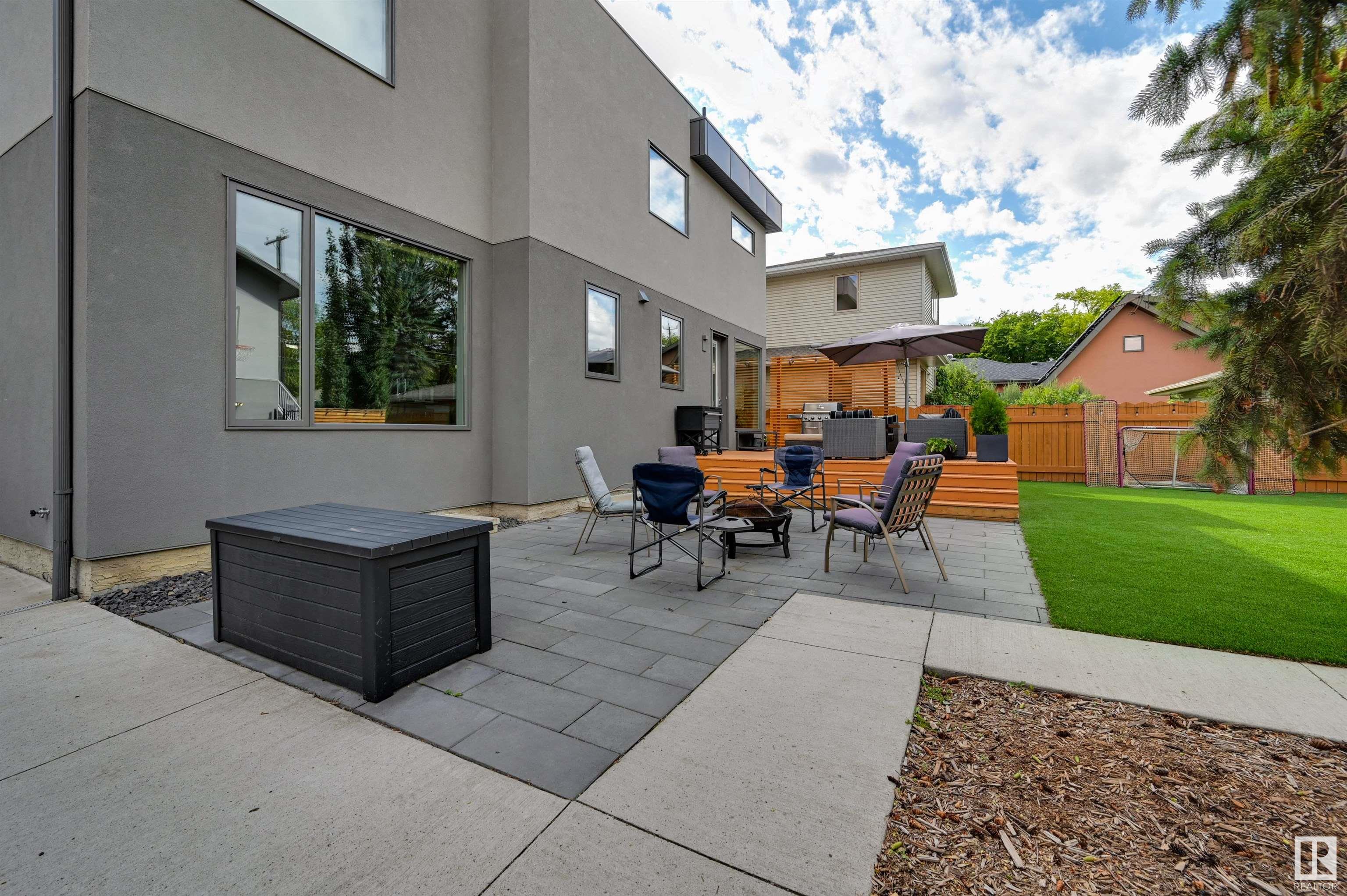      11520 74 AV NW , Edmonton,  ,T6G 0E9 ;  Listing Number: MLS E4419562