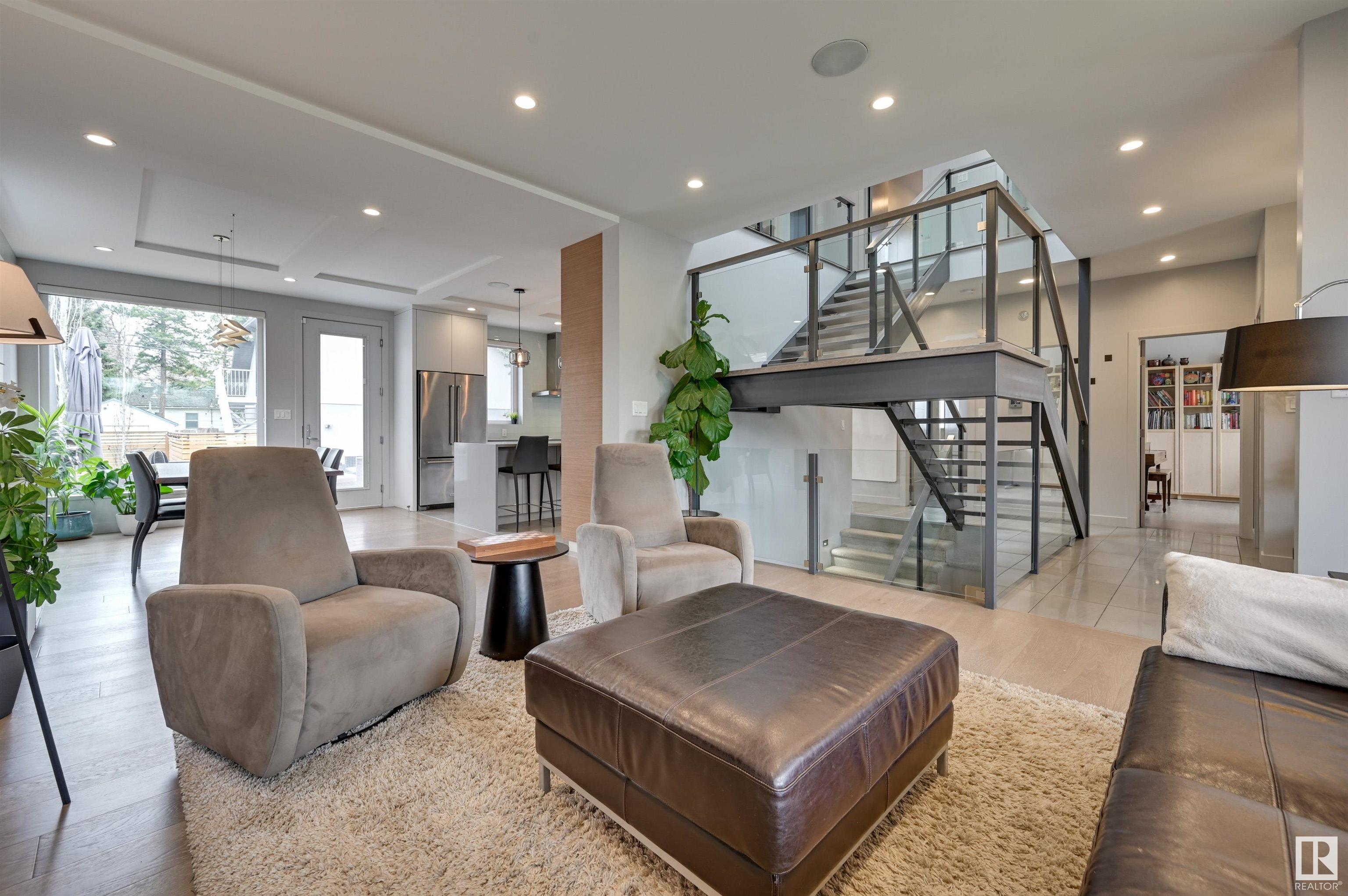      11520 74 AV NW , Edmonton,  ,T6G 0E9 ;  Listing Number: MLS E4419562
