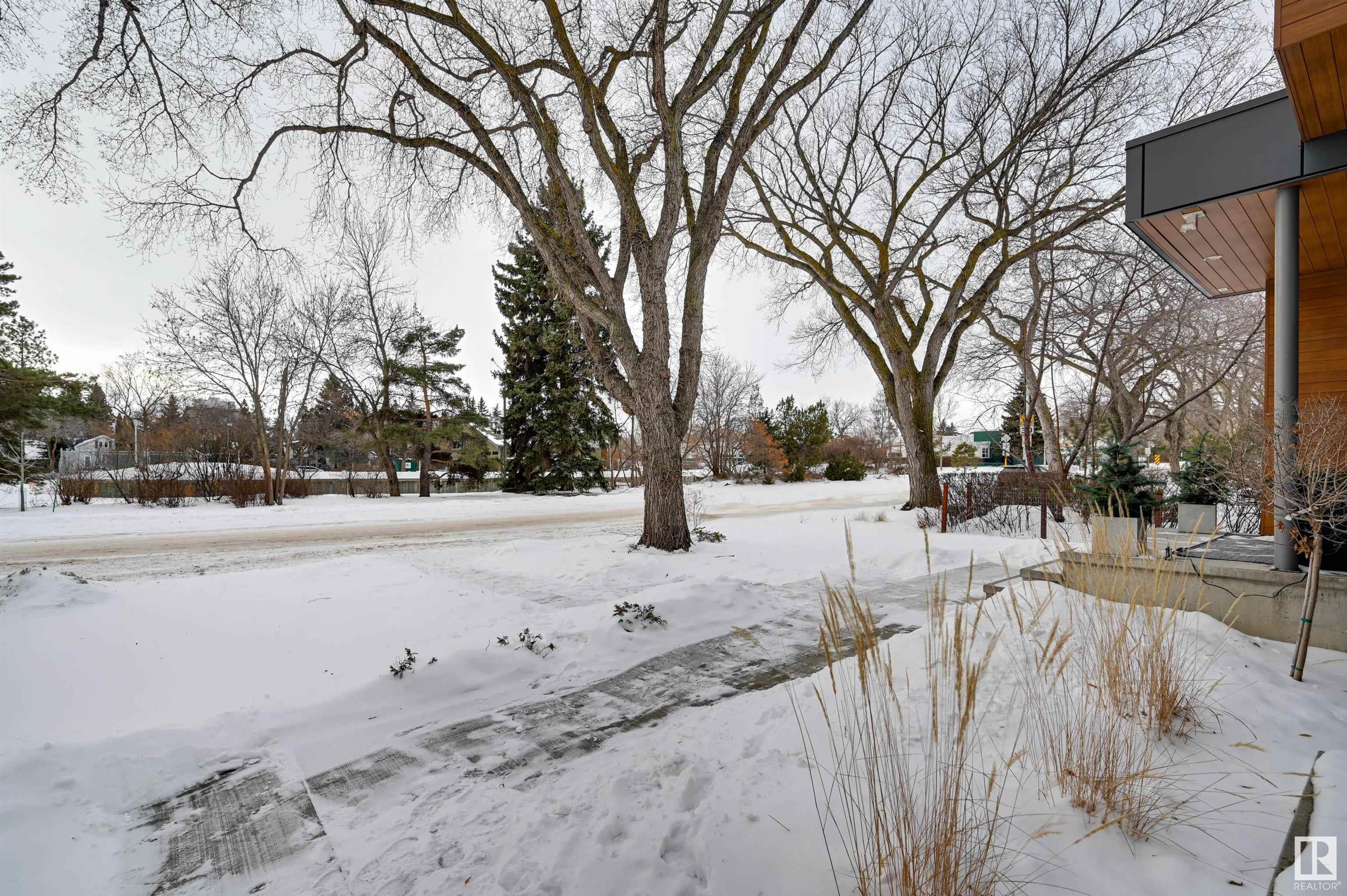      11520 74 AV NW , Edmonton,  ,T6G 0E9 ;  Listing Number: MLS E4419562