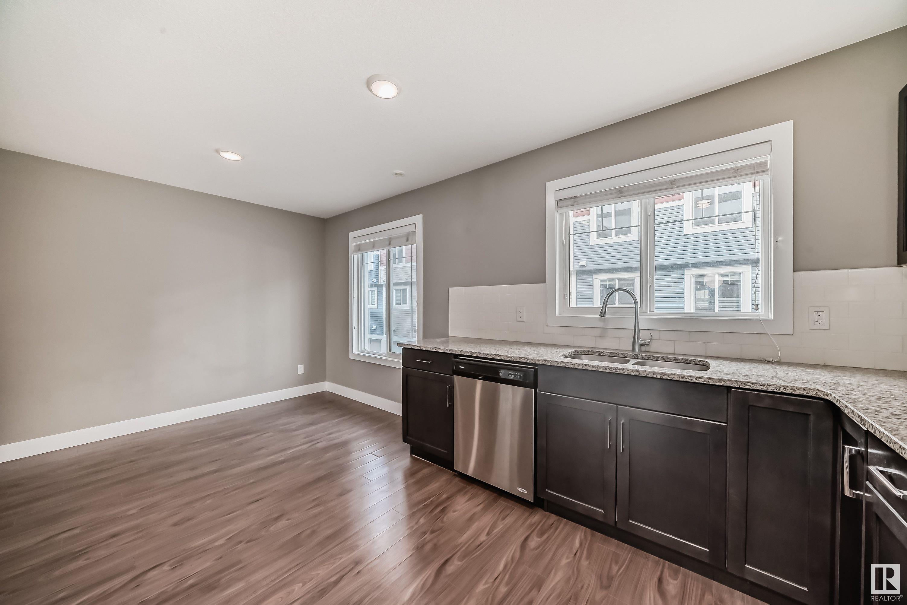      #26 1508 105 ST NW NW , Edmonton,  ,T6J 5R8 ;  Listing Number: MLS E4419565