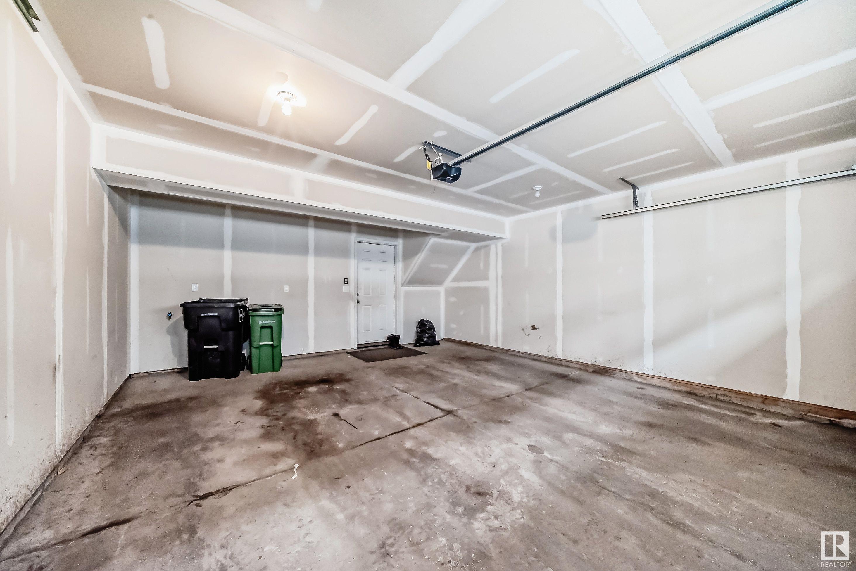      #26 1508 105 ST NW NW , Edmonton,  ,T6J 5R8 ;  Listing Number: MLS E4419565