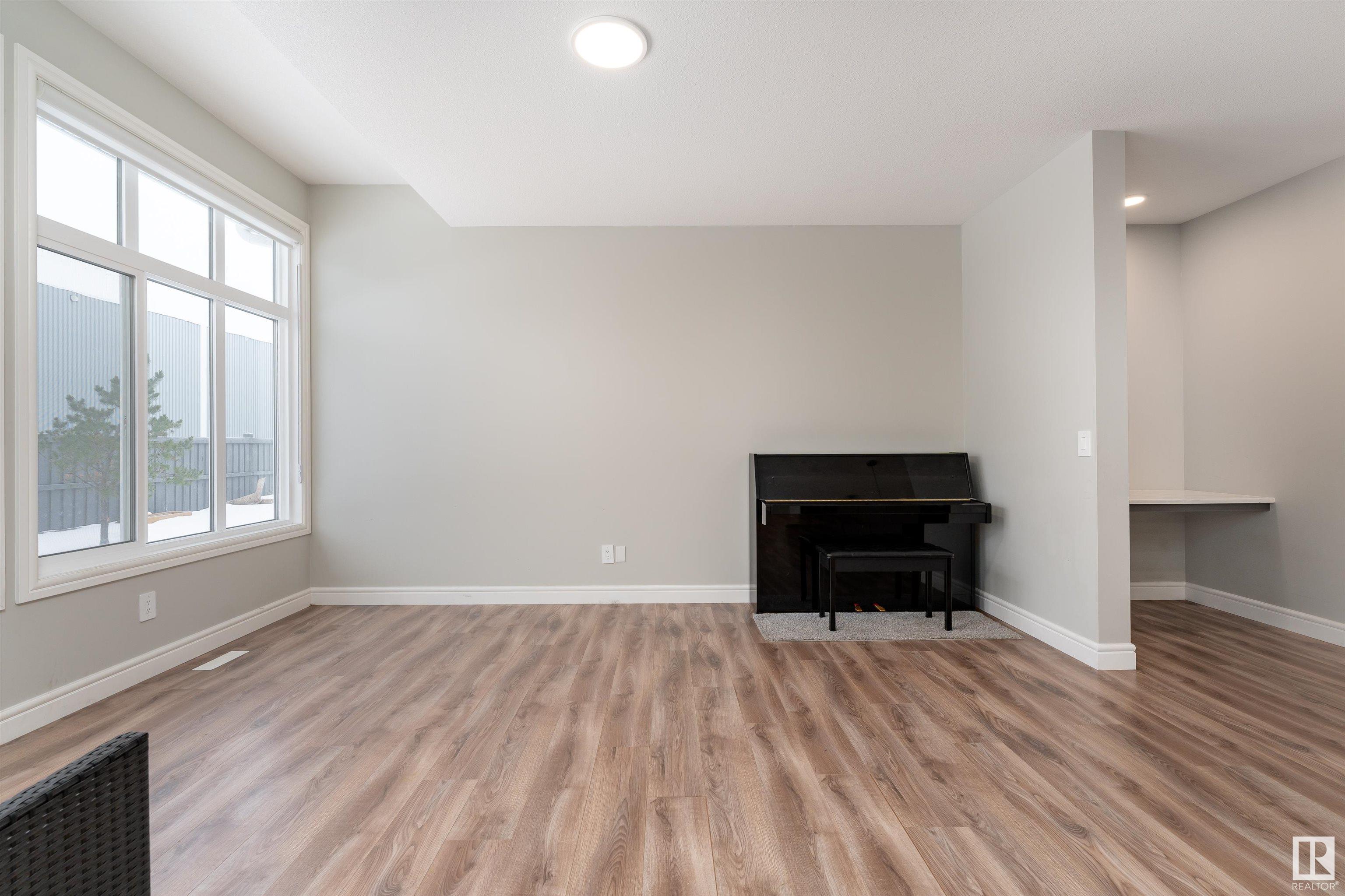      16720 30 AV SW , Edmonton,  ,T6W 5A3 ;  Listing Number: MLS E4419567