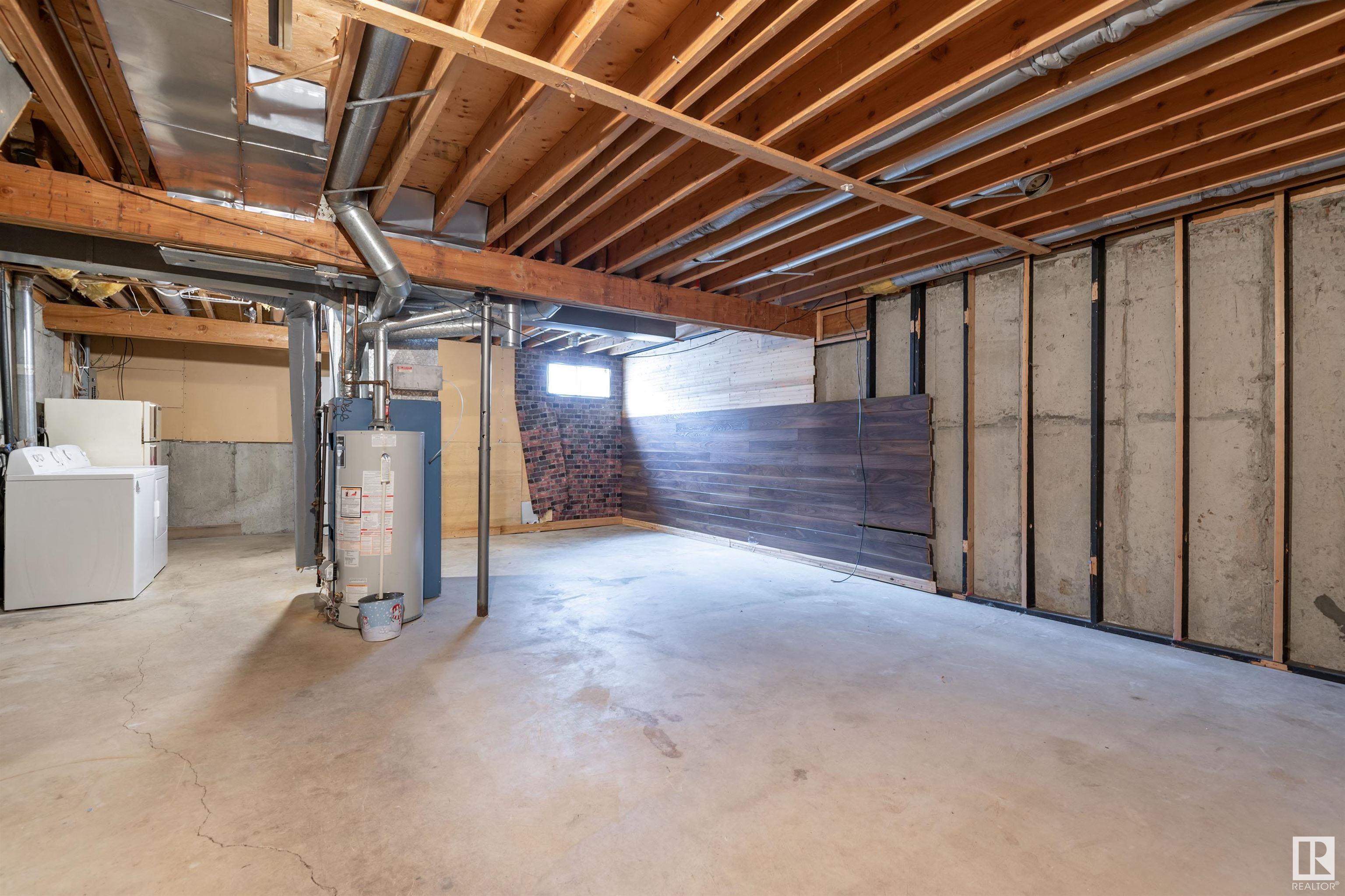      #5 1651 46 ST NW , Edmonton,  ,T6L 5A2 ;  Listing Number: MLS E4419573