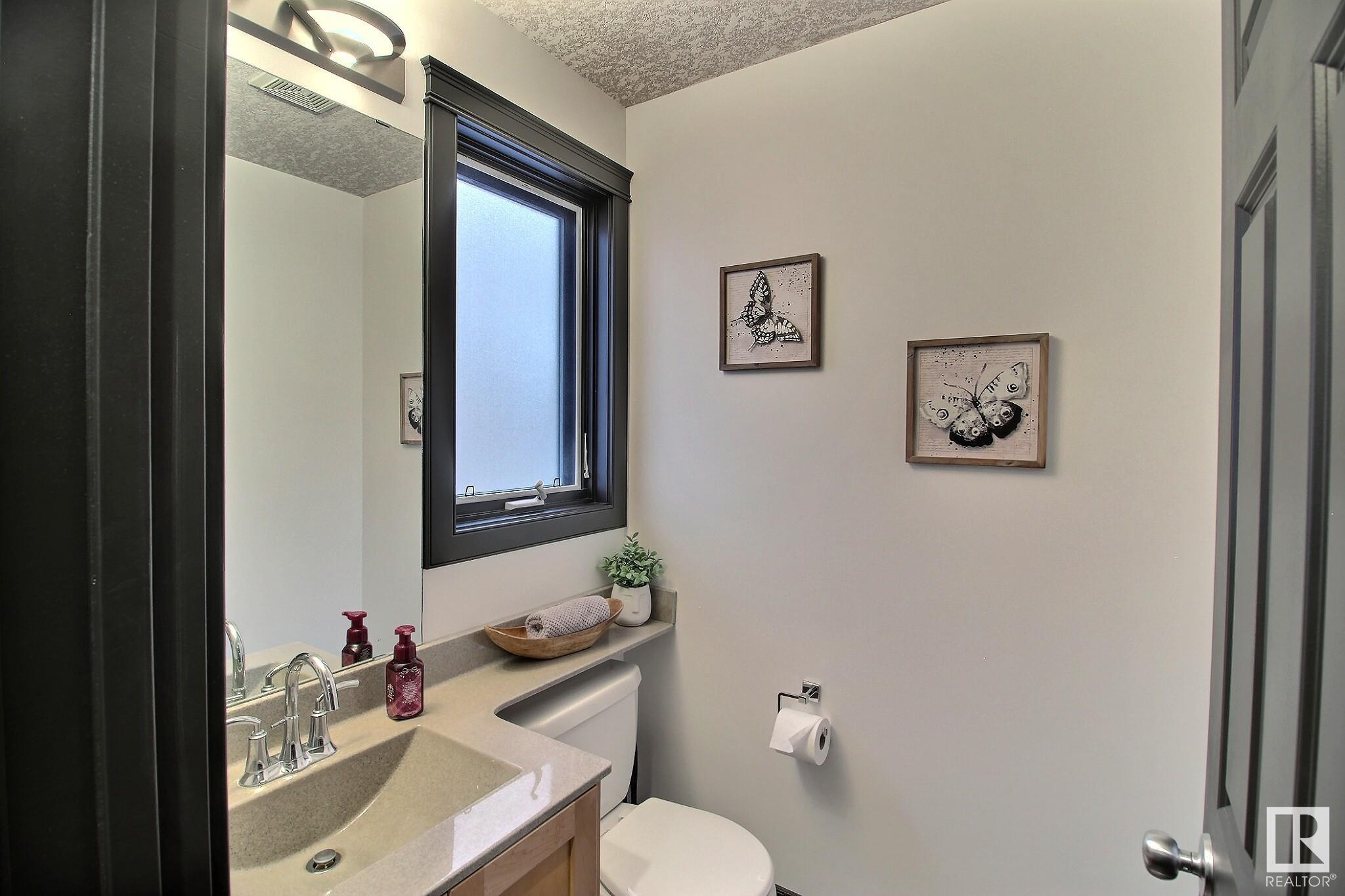      4 LINKSVIEW CO , Spruce Grove,  ,T7X 4L6 ;  Listing Number: MLS E4419574