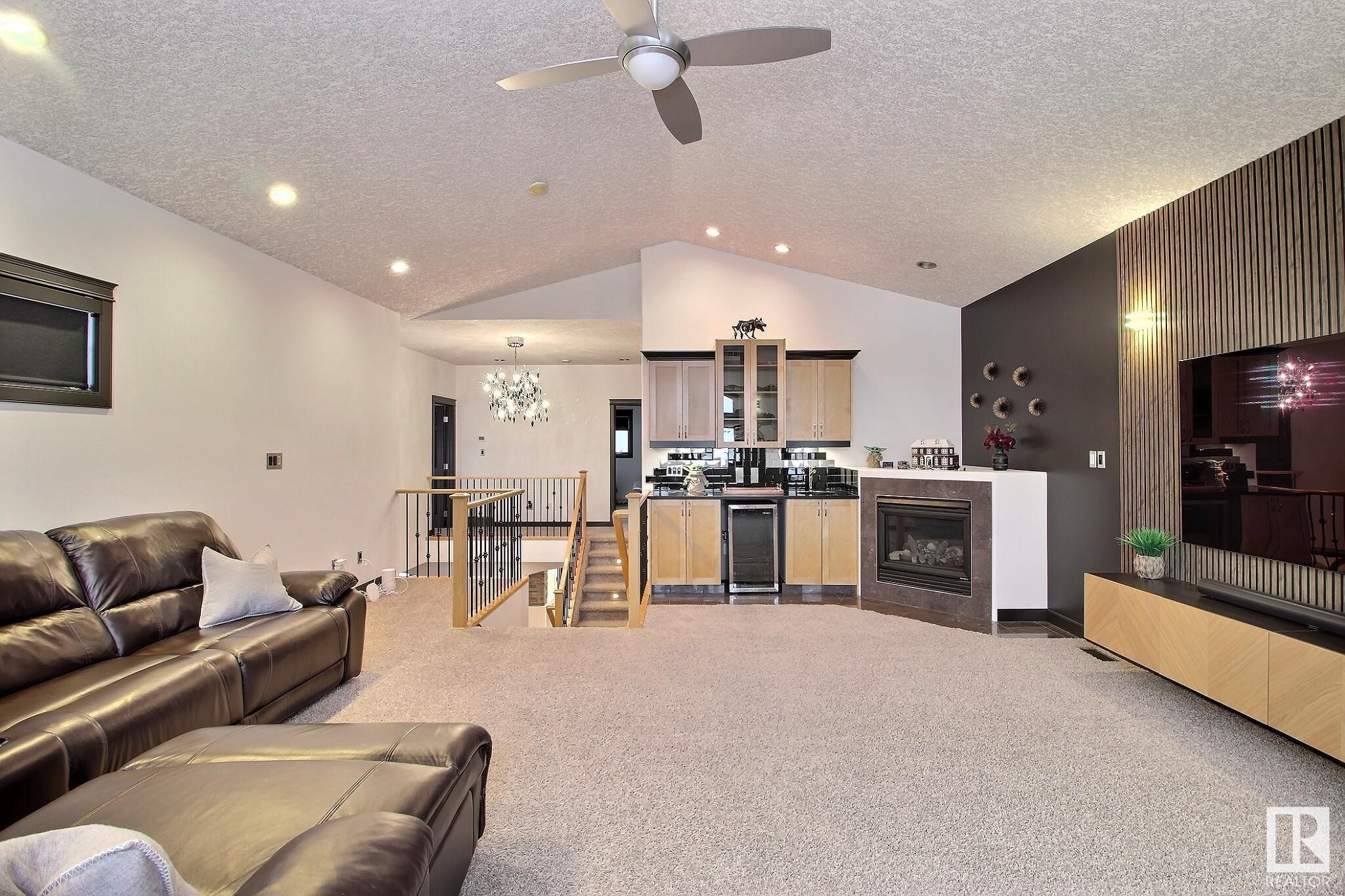      4 LINKSVIEW CO , Spruce Grove,  ,T7X 4L6 ;  Listing Number: MLS E4419574